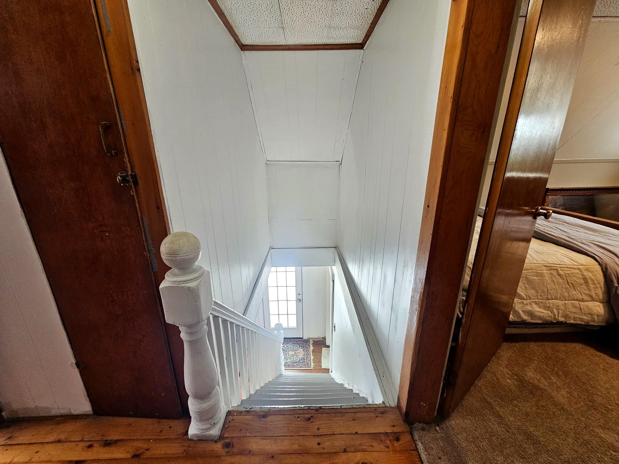 main property photo 28