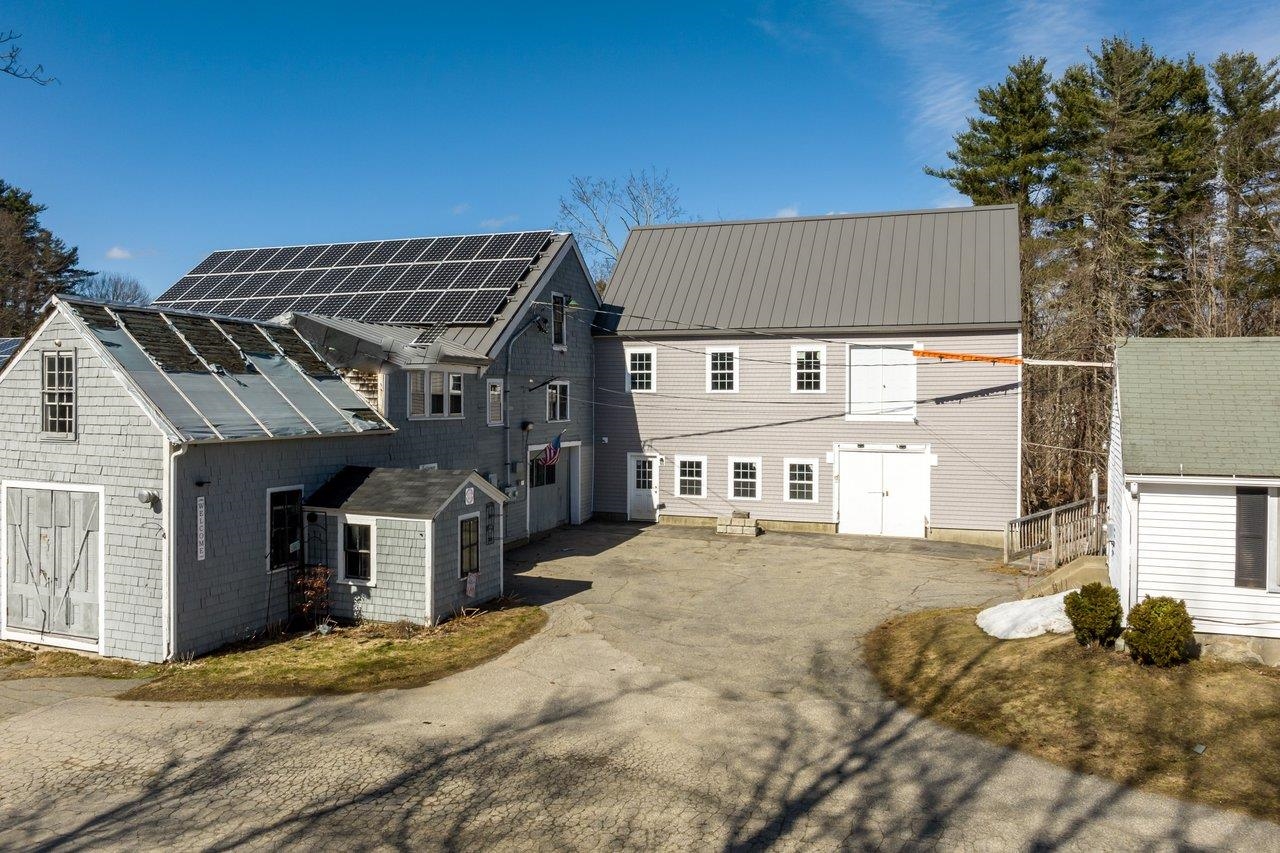 main property photo 13