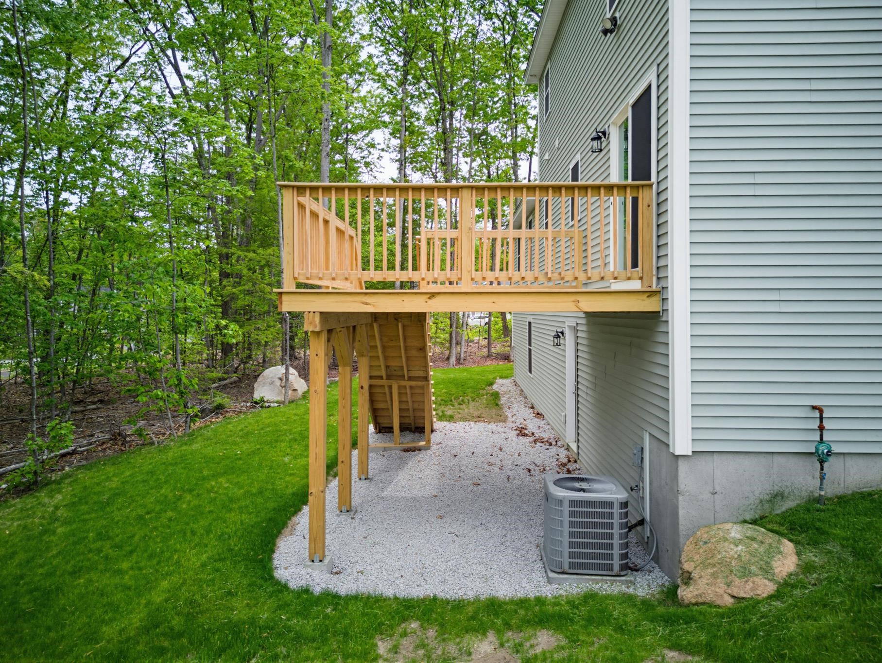 main property photo 39