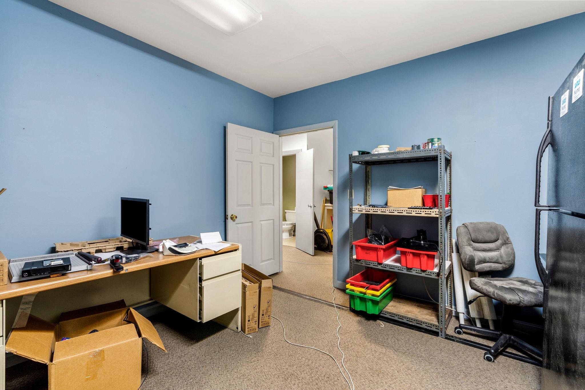 main property photo 13