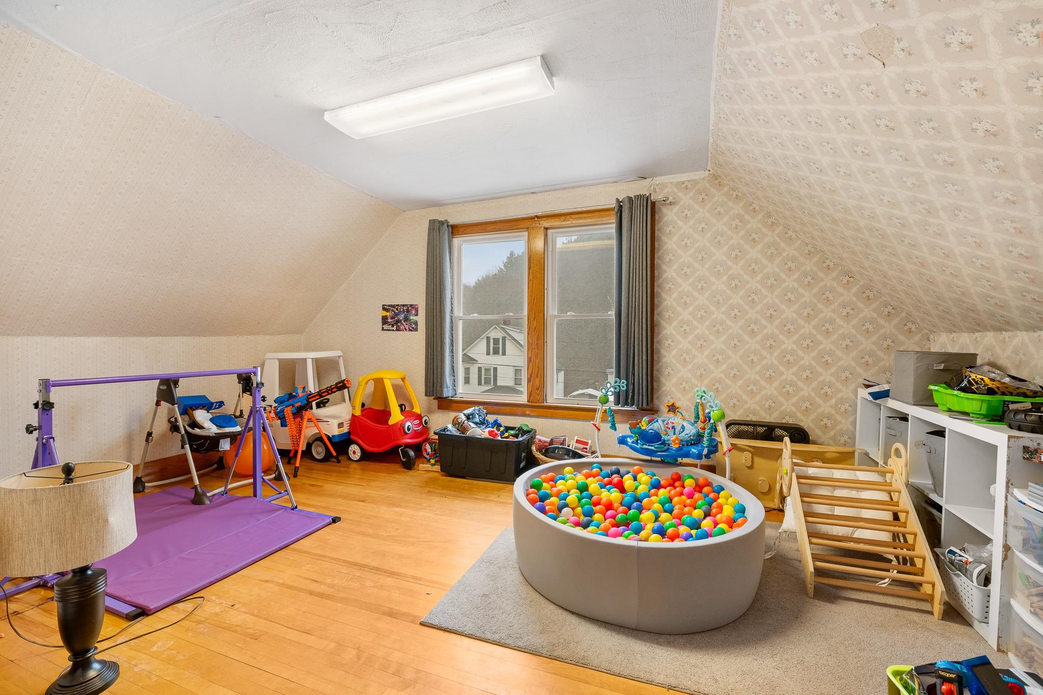 main property photo 51