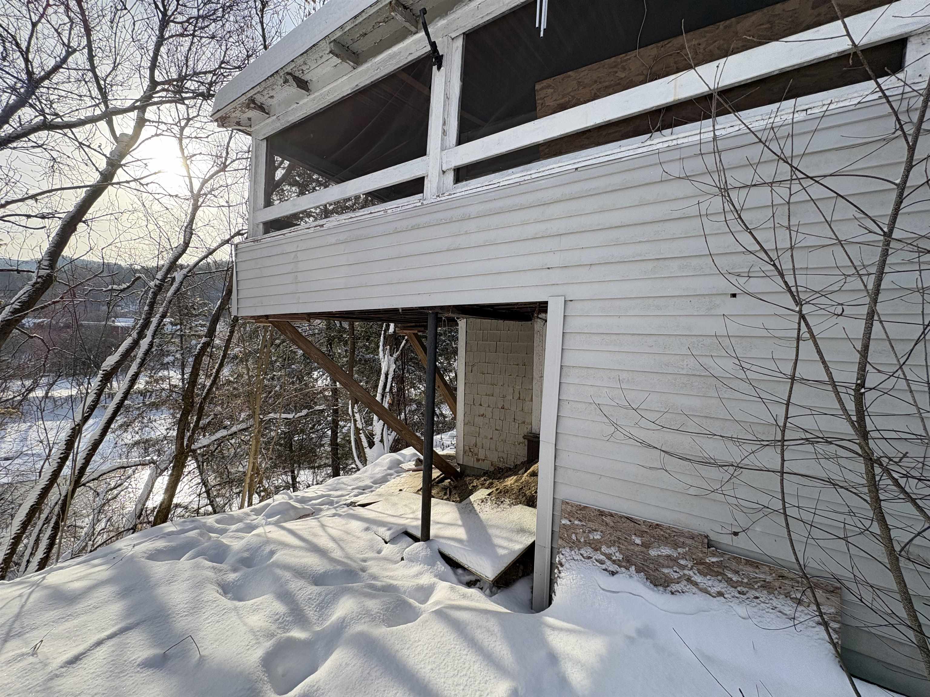main property photo 42