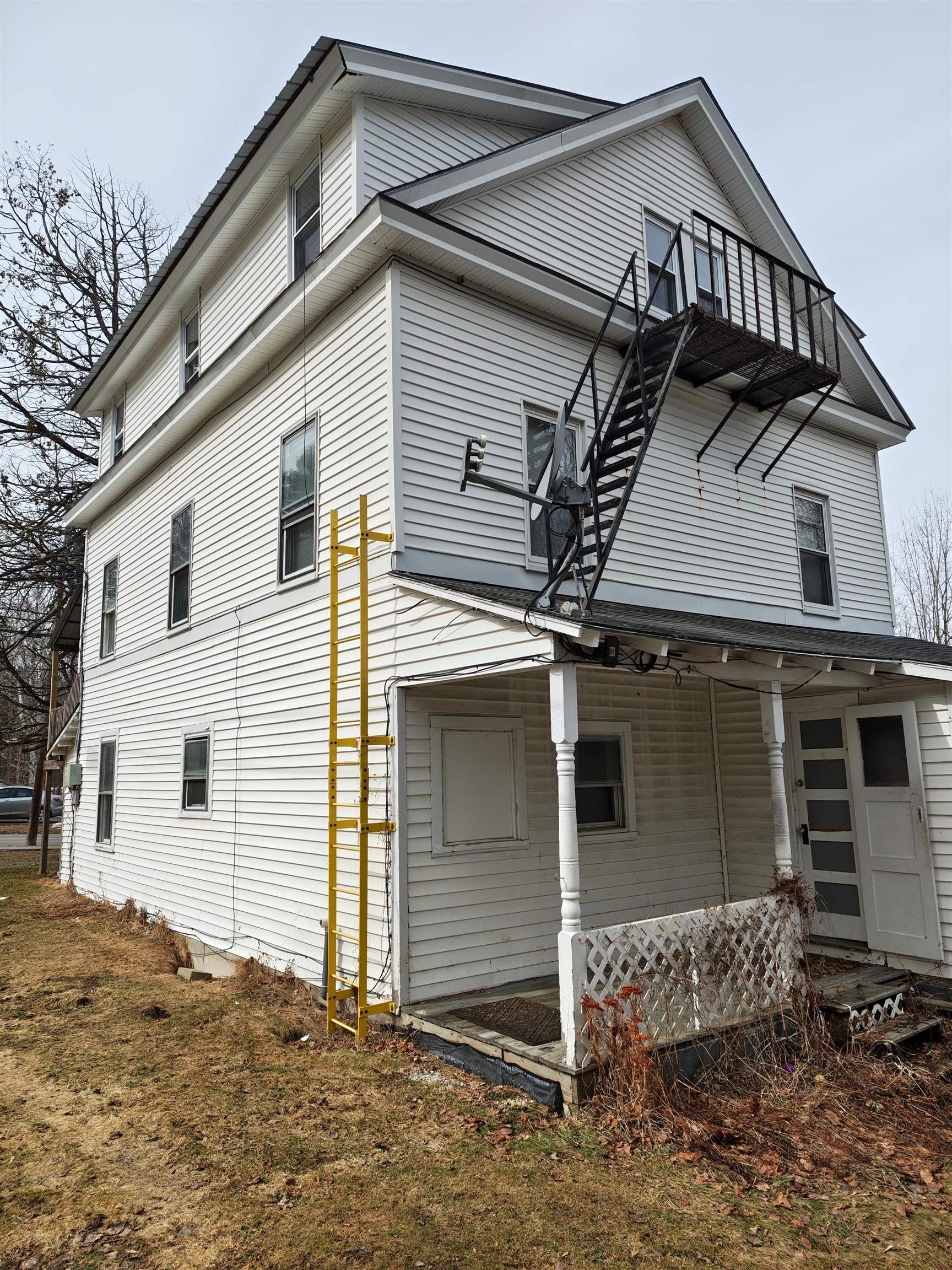 main property photo 19