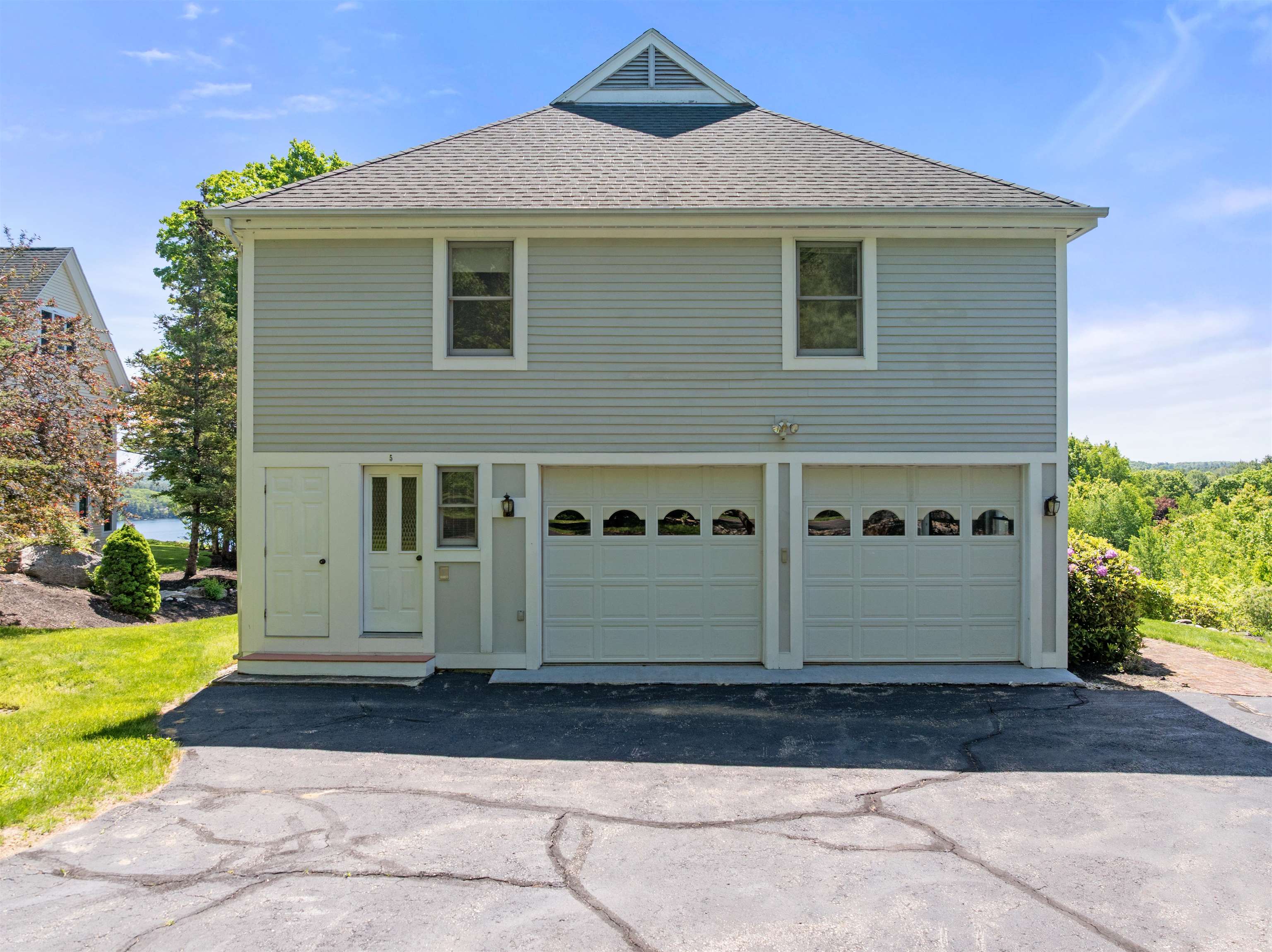main property photo 59