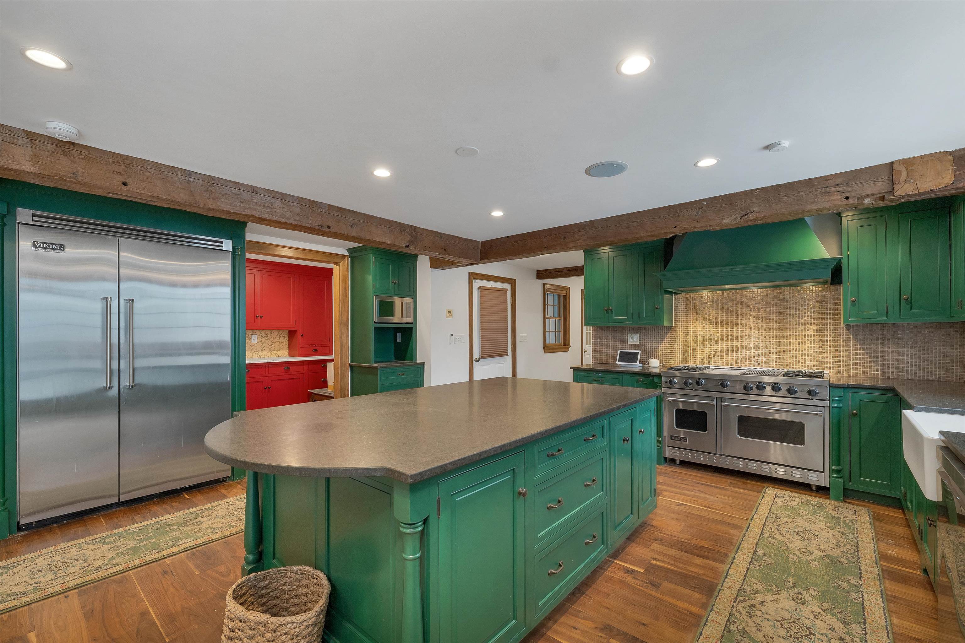 main property photo 13