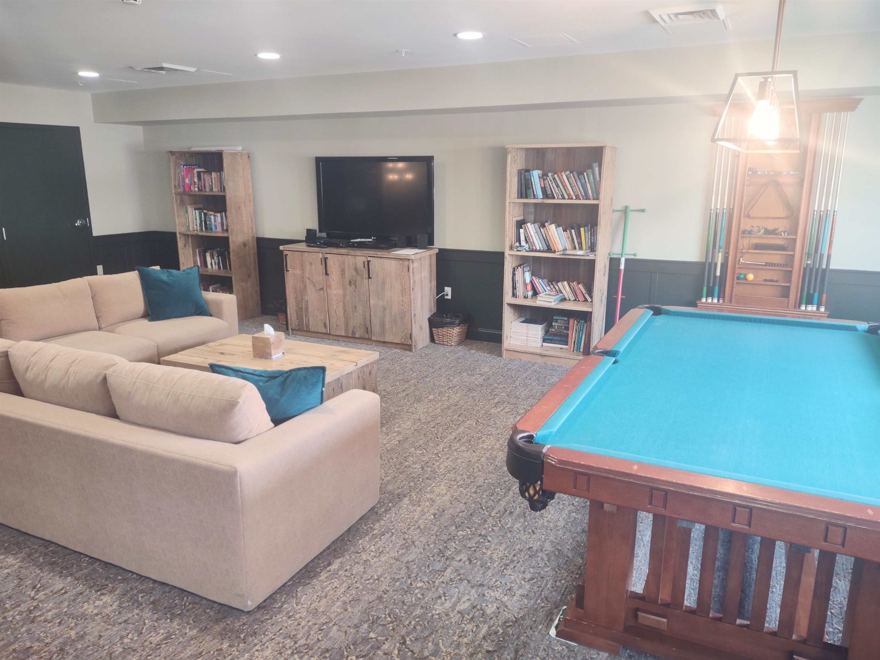 main property photo 35