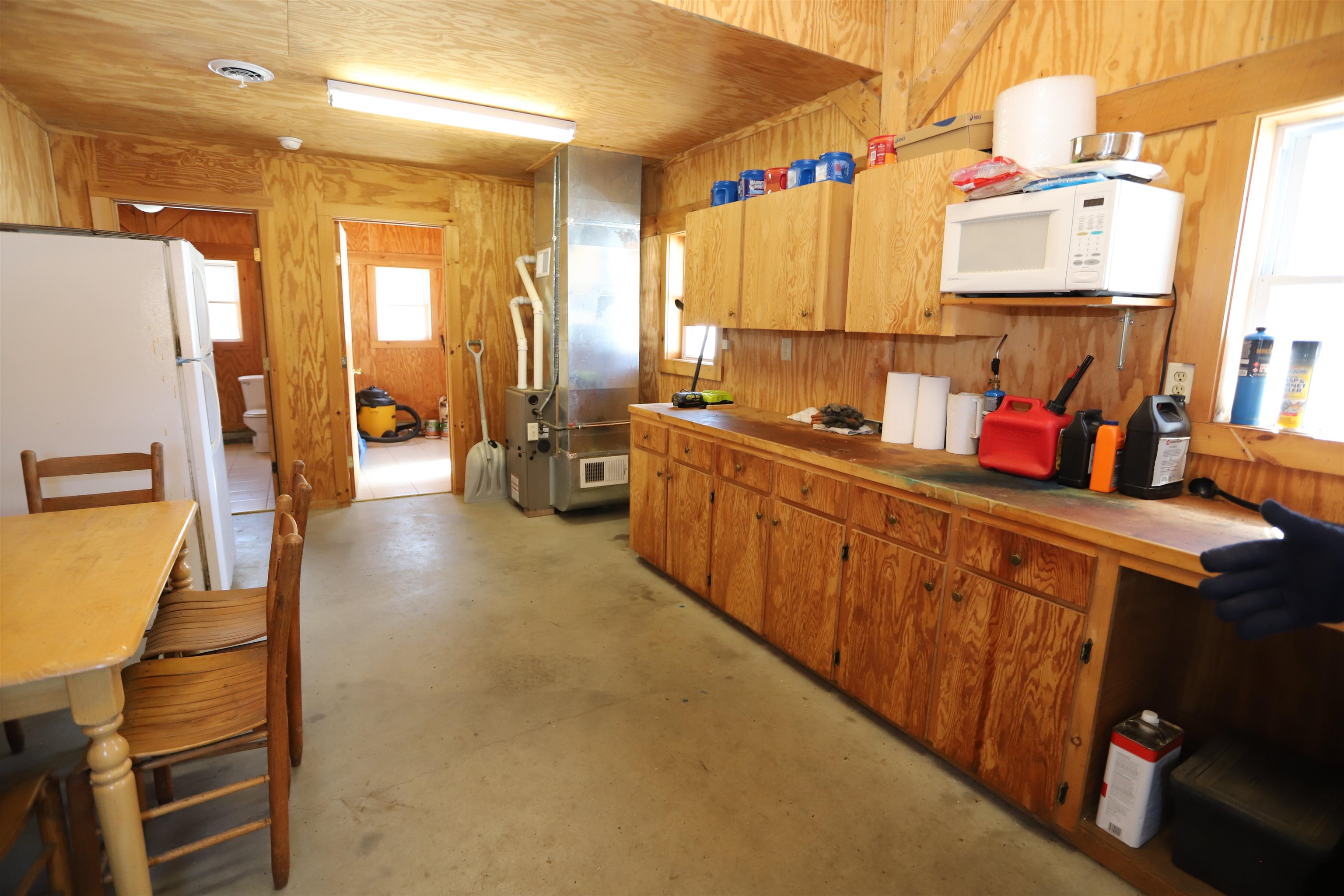 main property photo 45