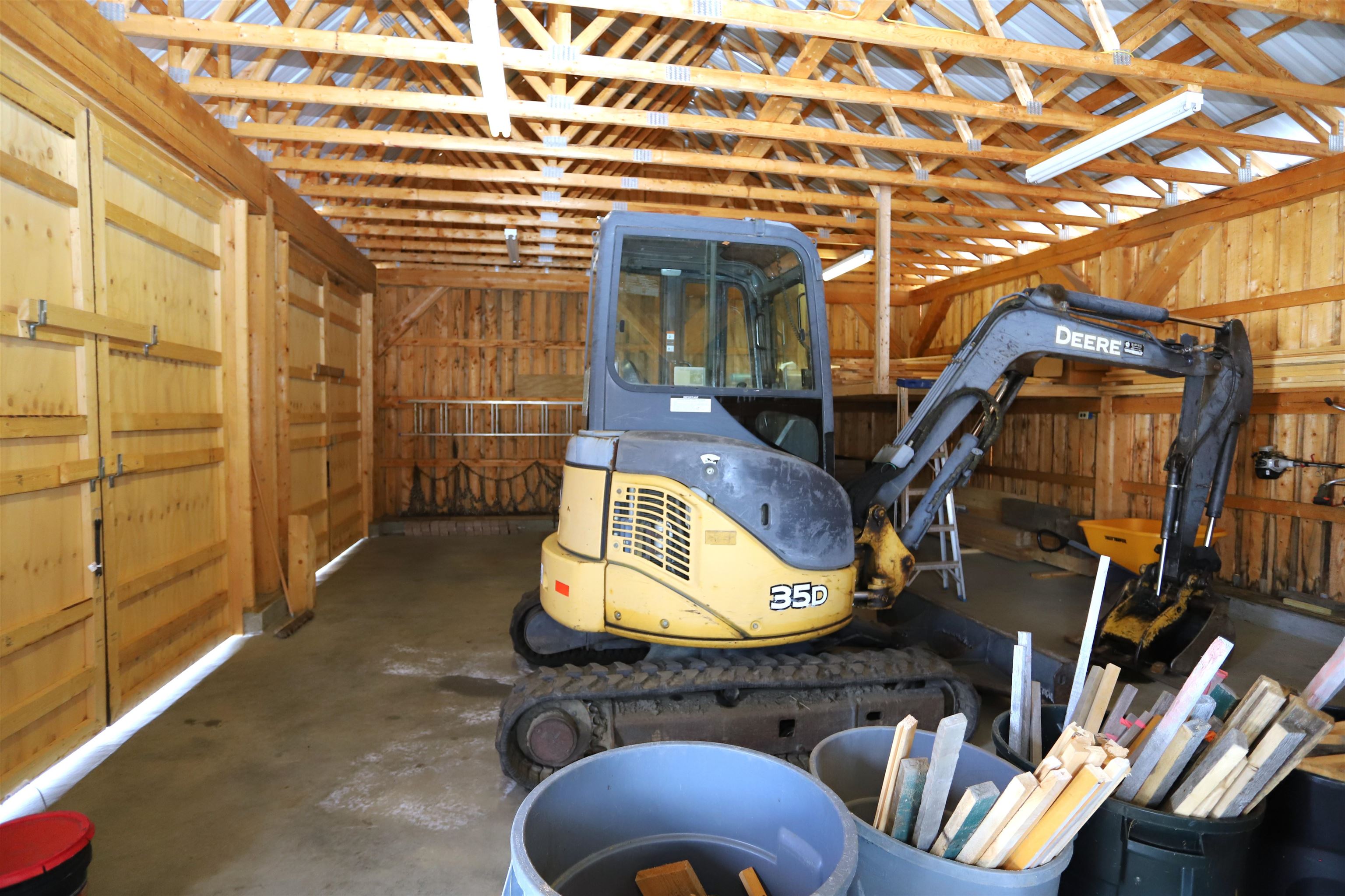 main property photo 47
