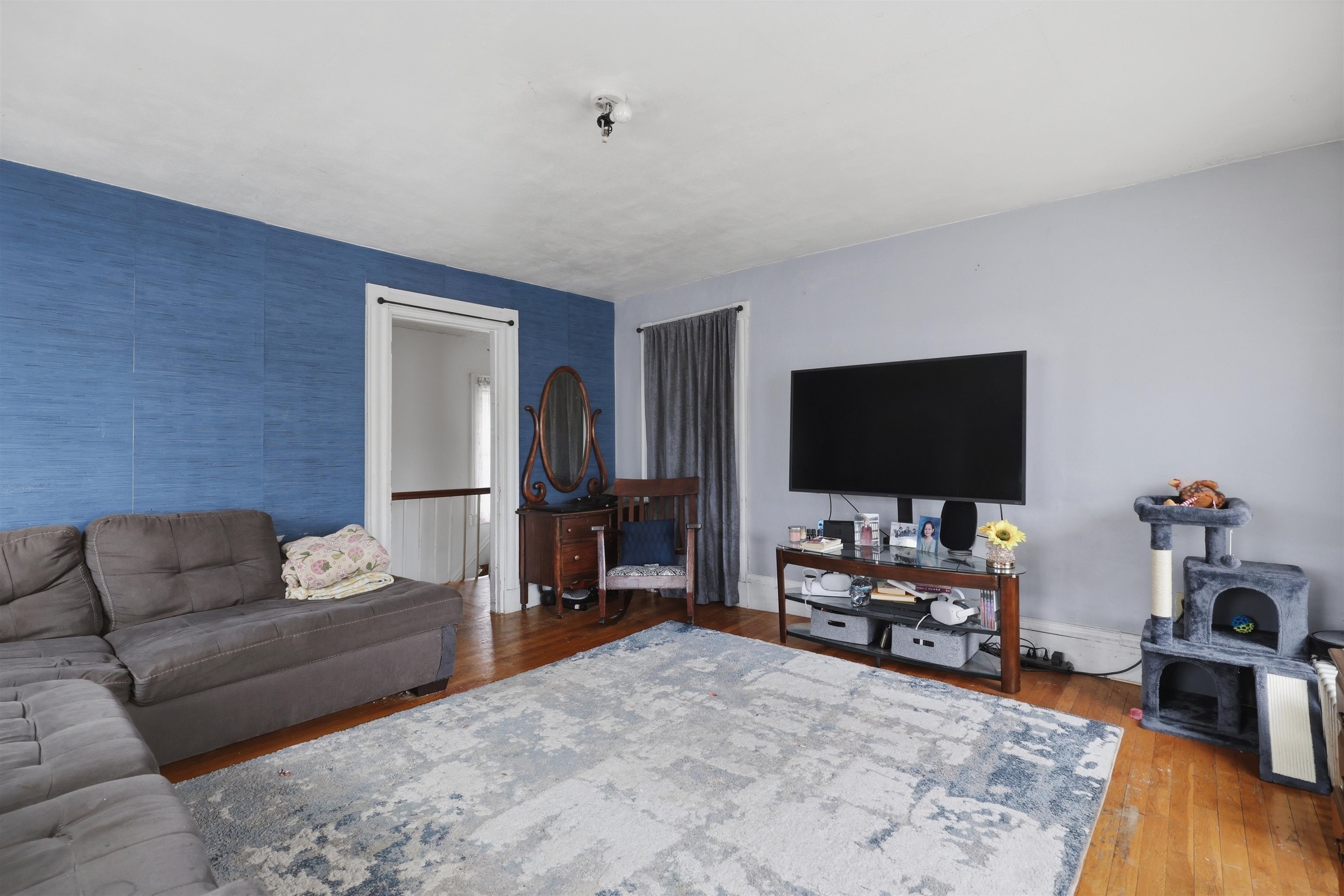 main property photo 19