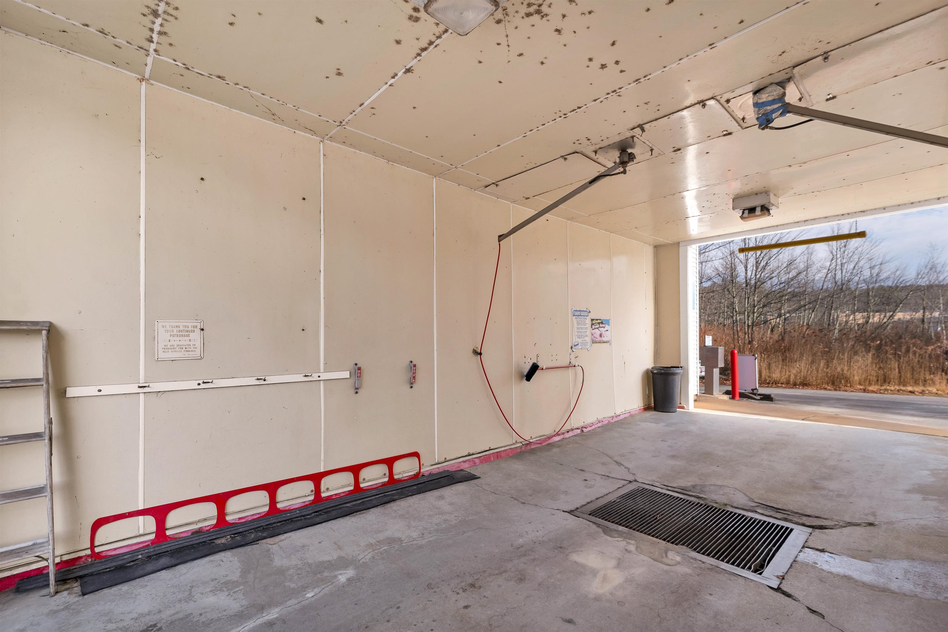 main property photo 15