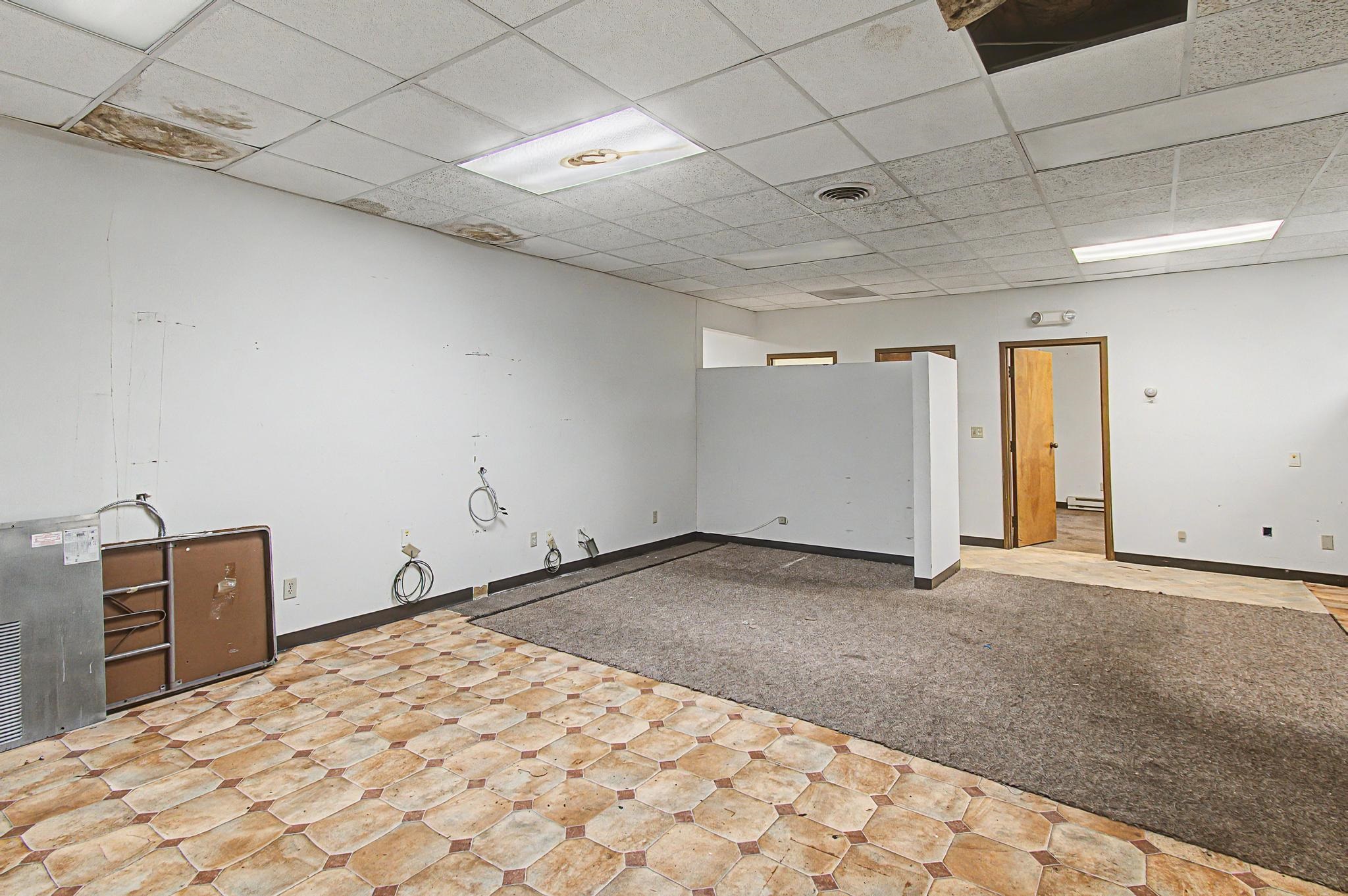 main property photo 43
