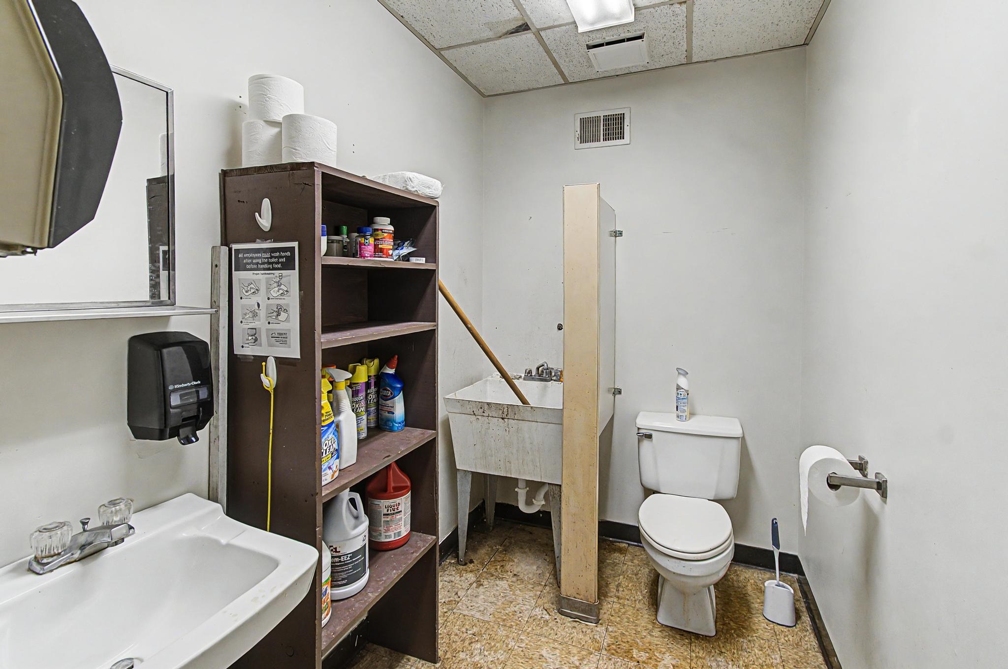 main property photo 51