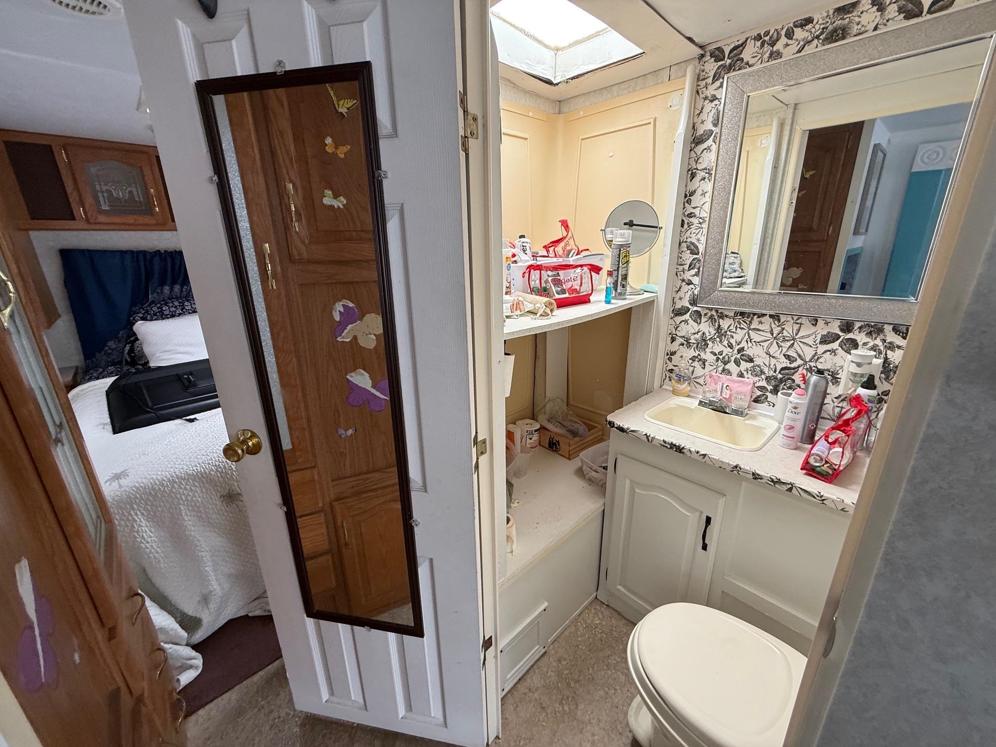 main property photo 16
