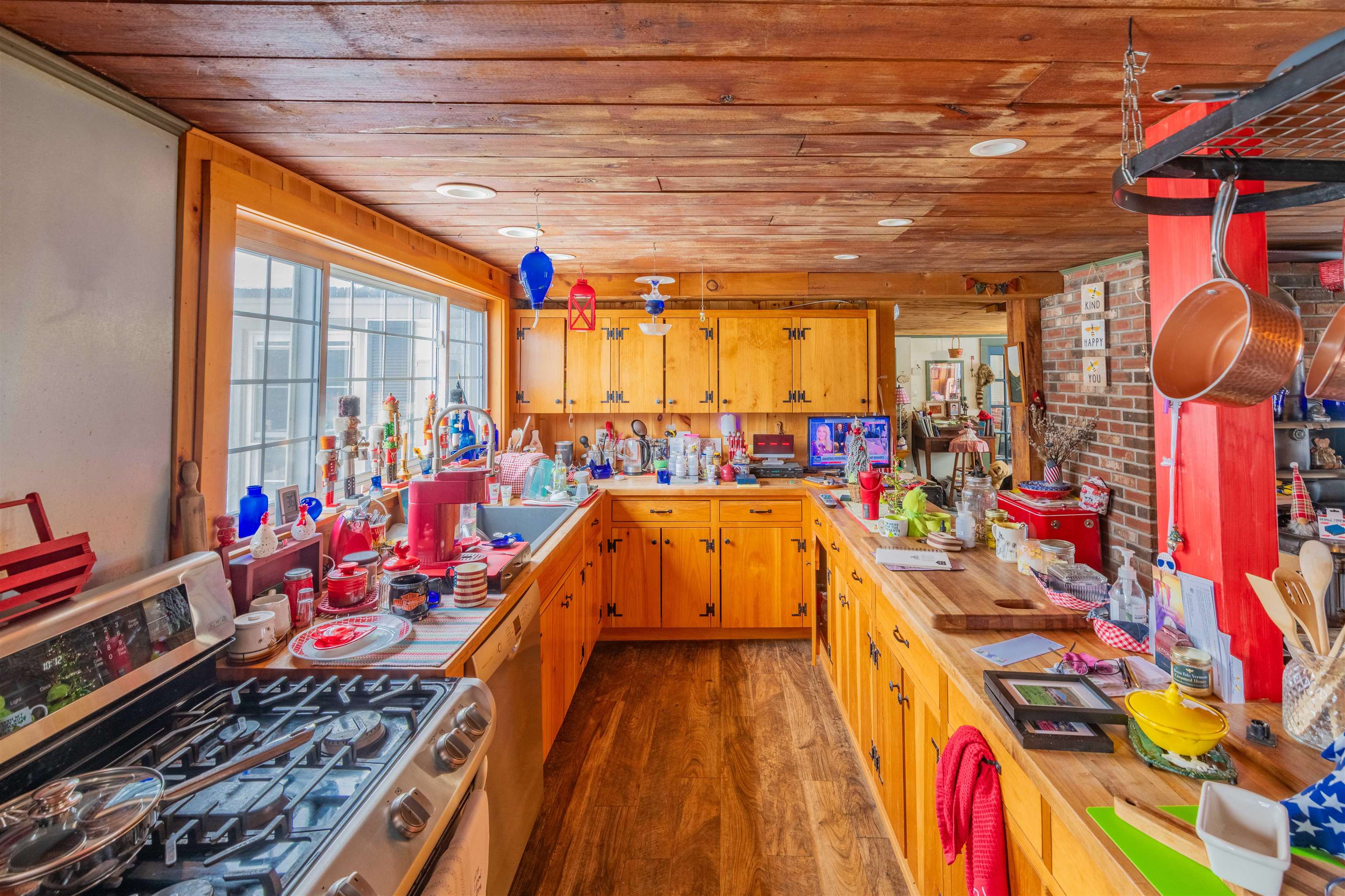 main property photo 20