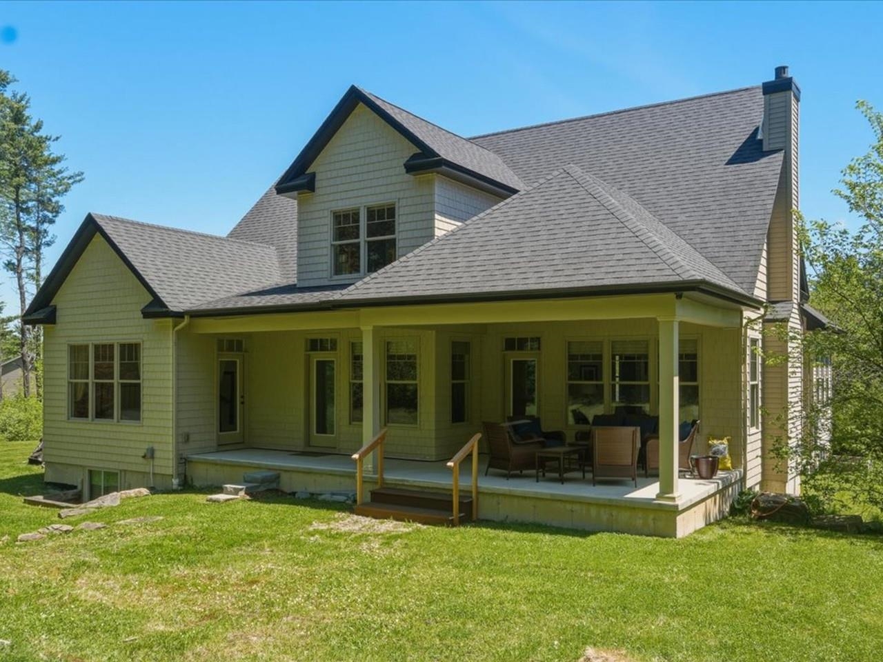 main property photo 31