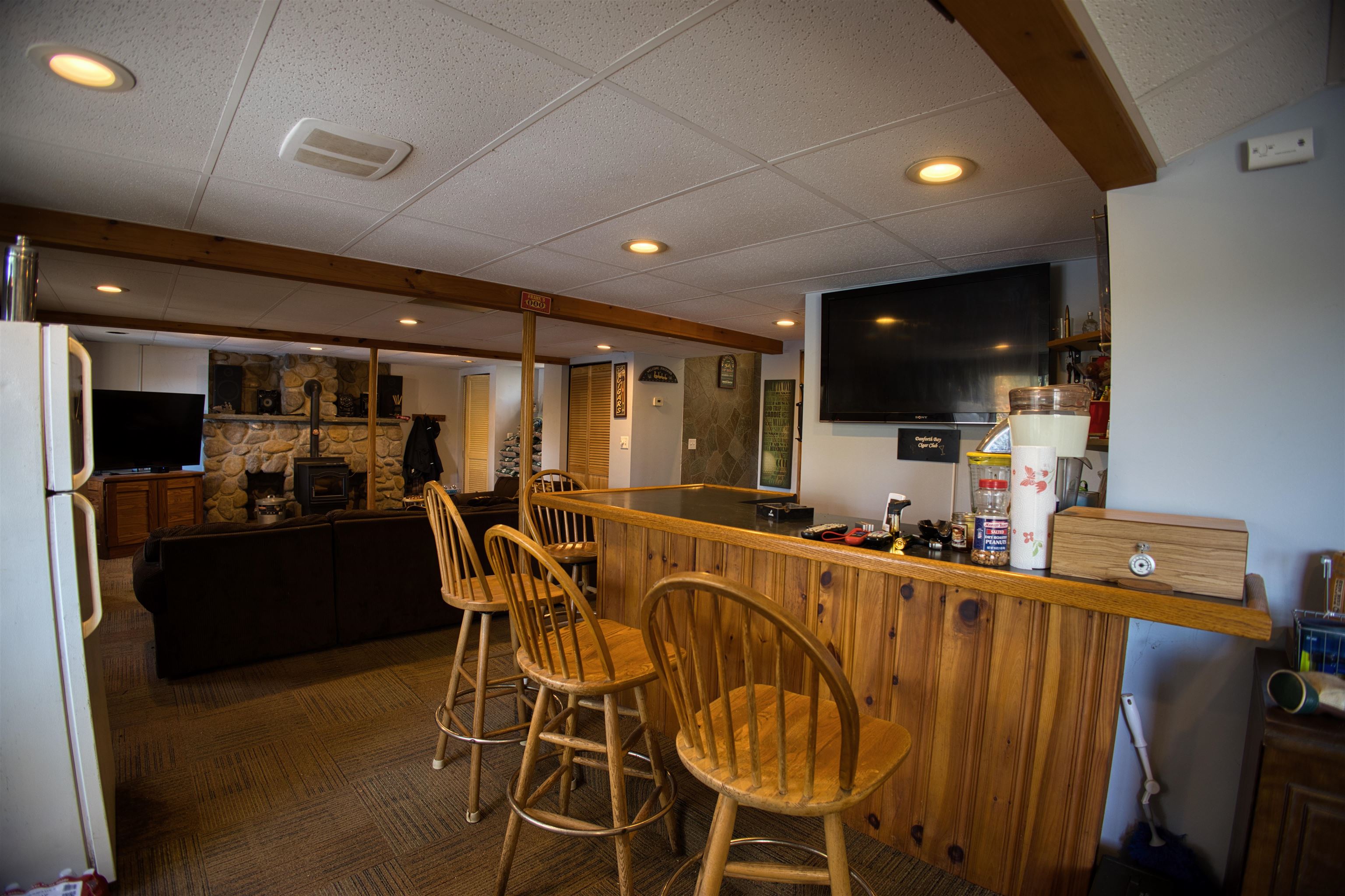 main property photo 37