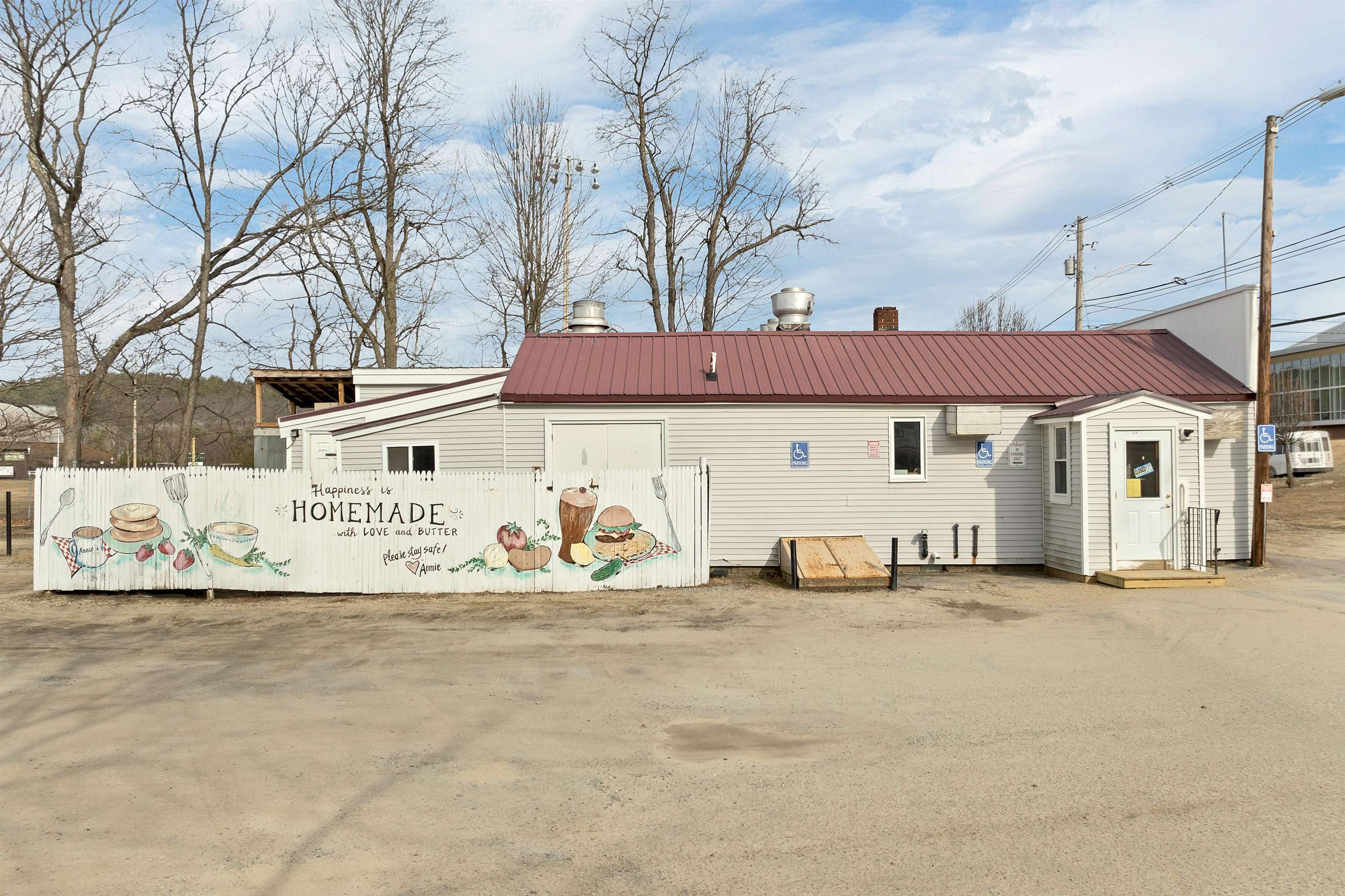 main property photo 25