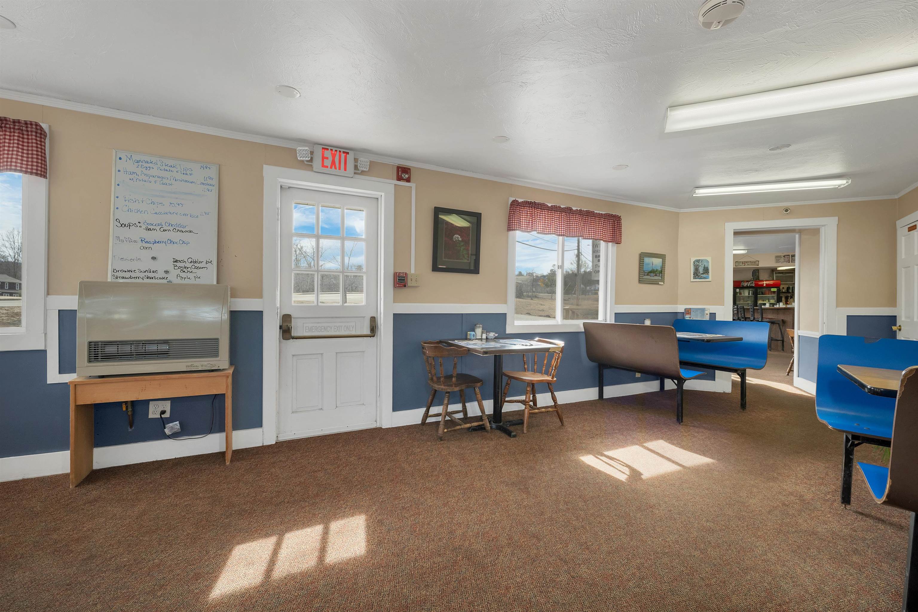 main property photo 9