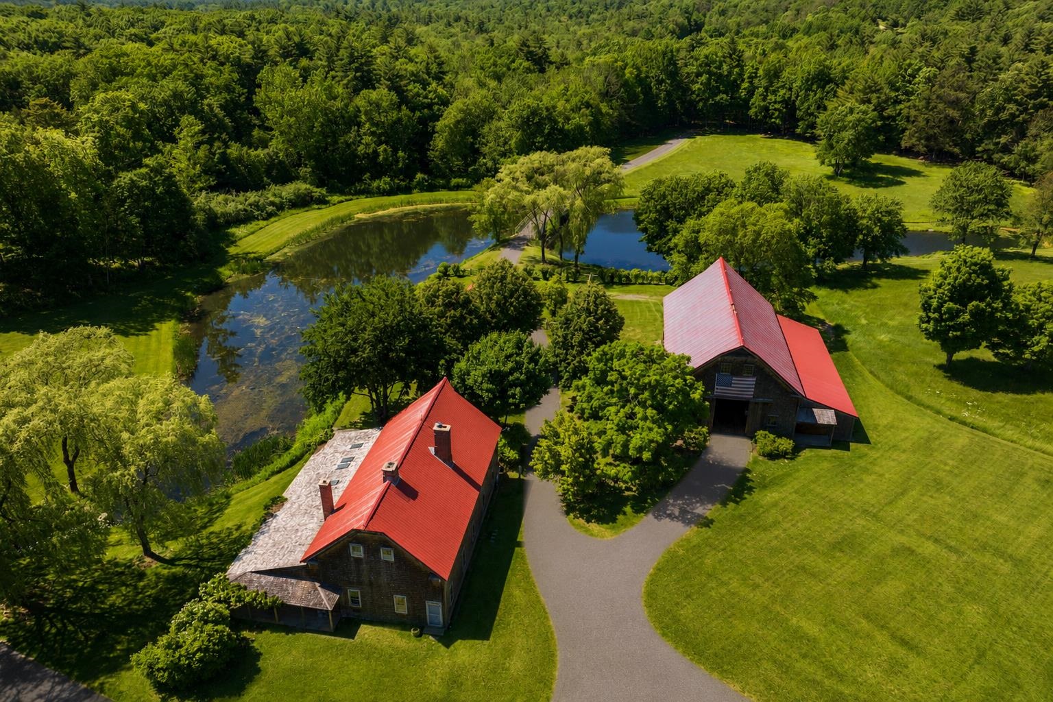 main property photo 3