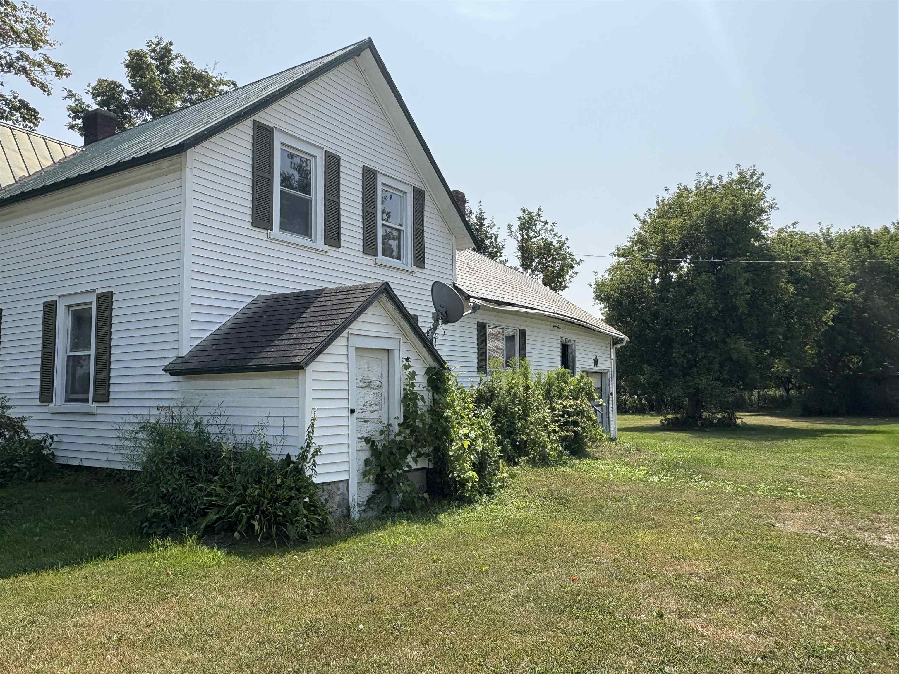 main property photo 35