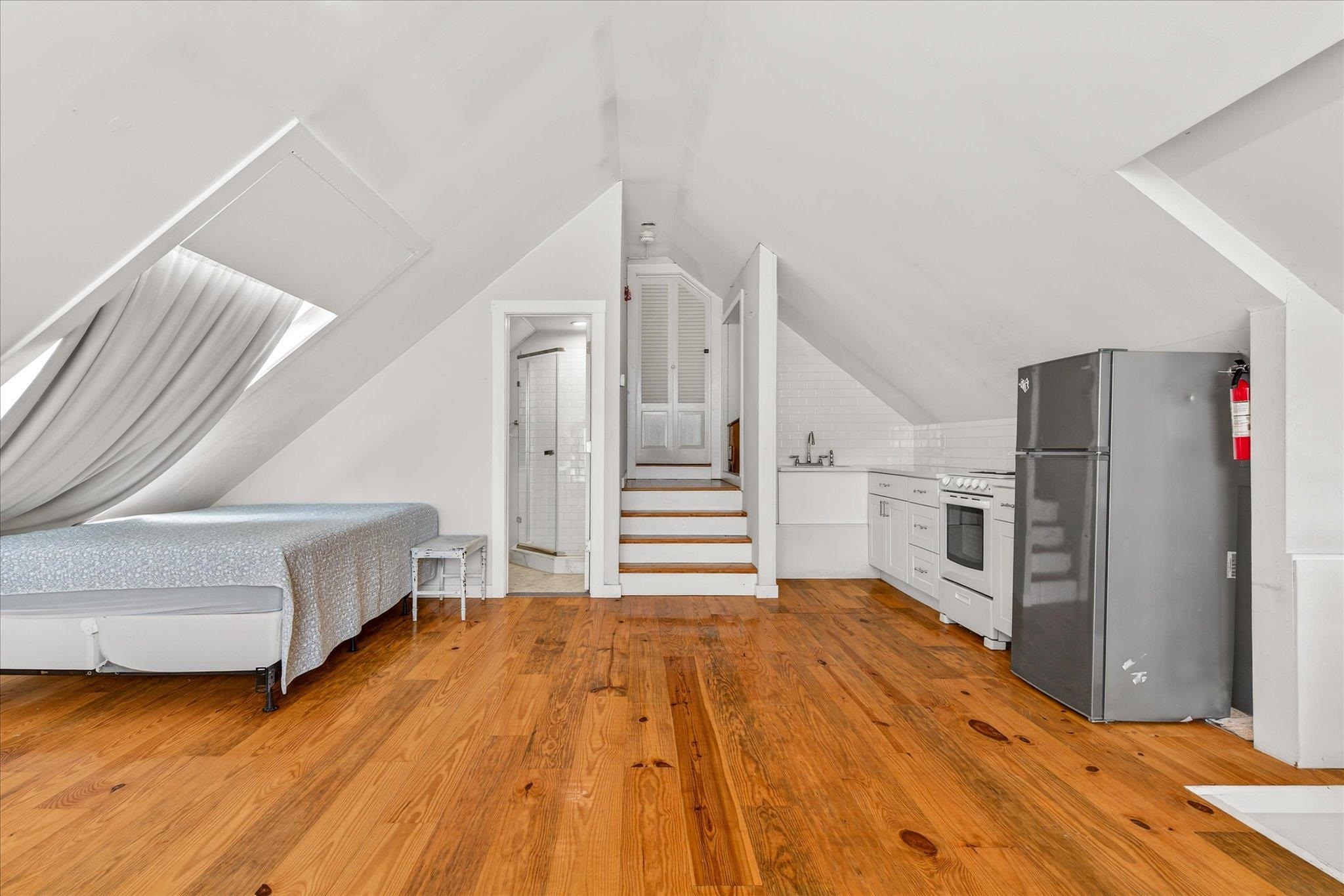 main property photo 53