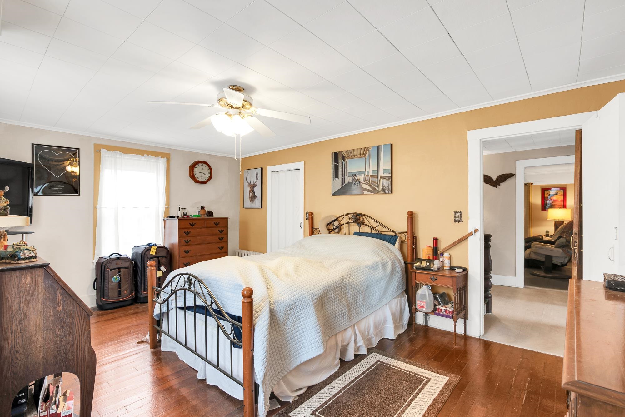 main property photo 20