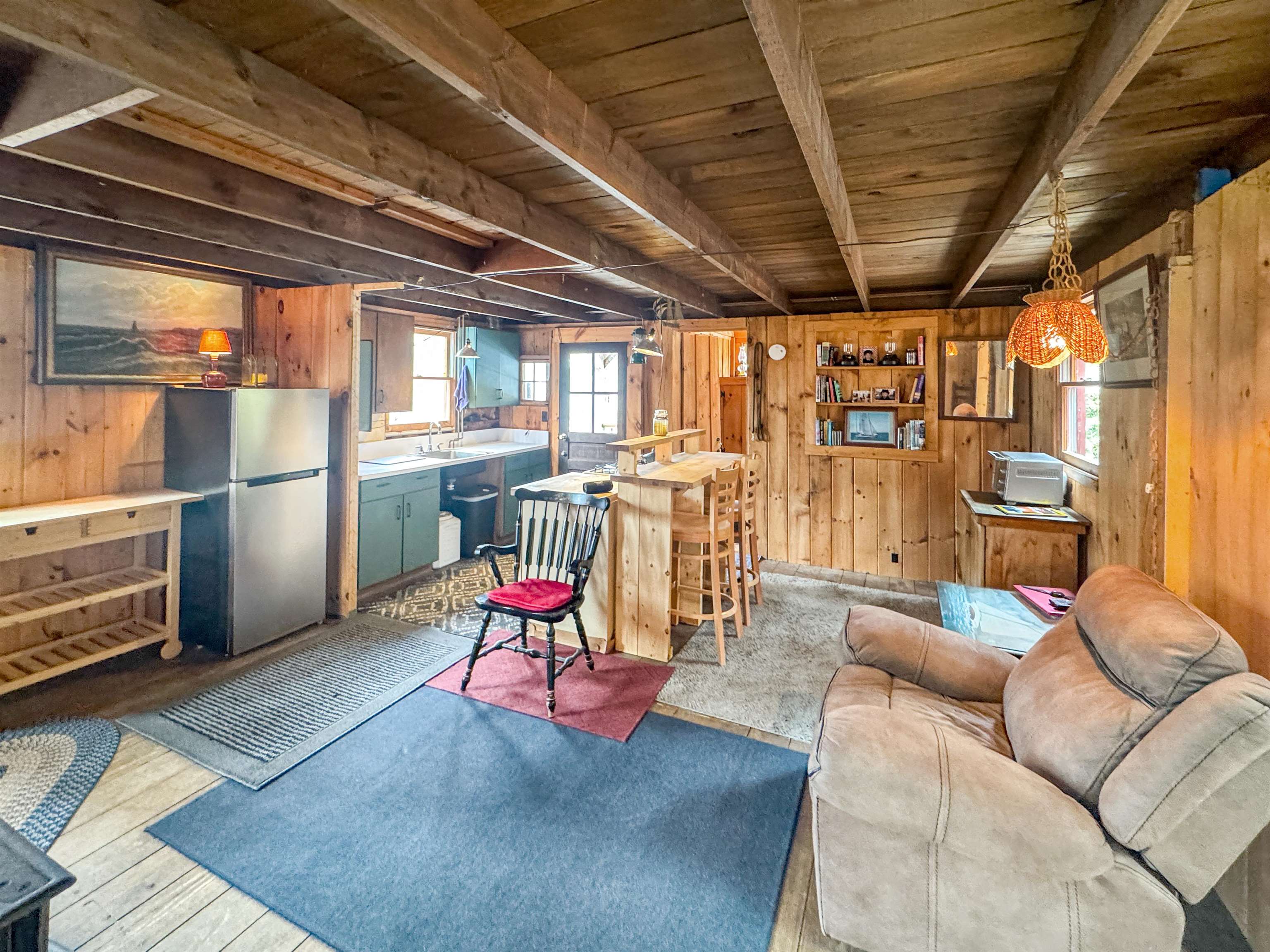 main property photo 16