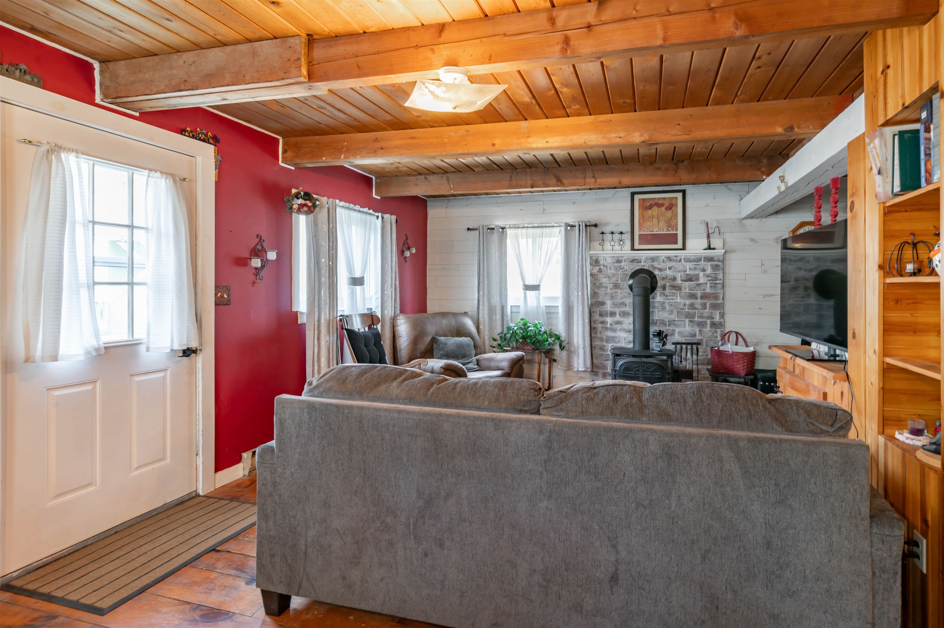main property photo 38