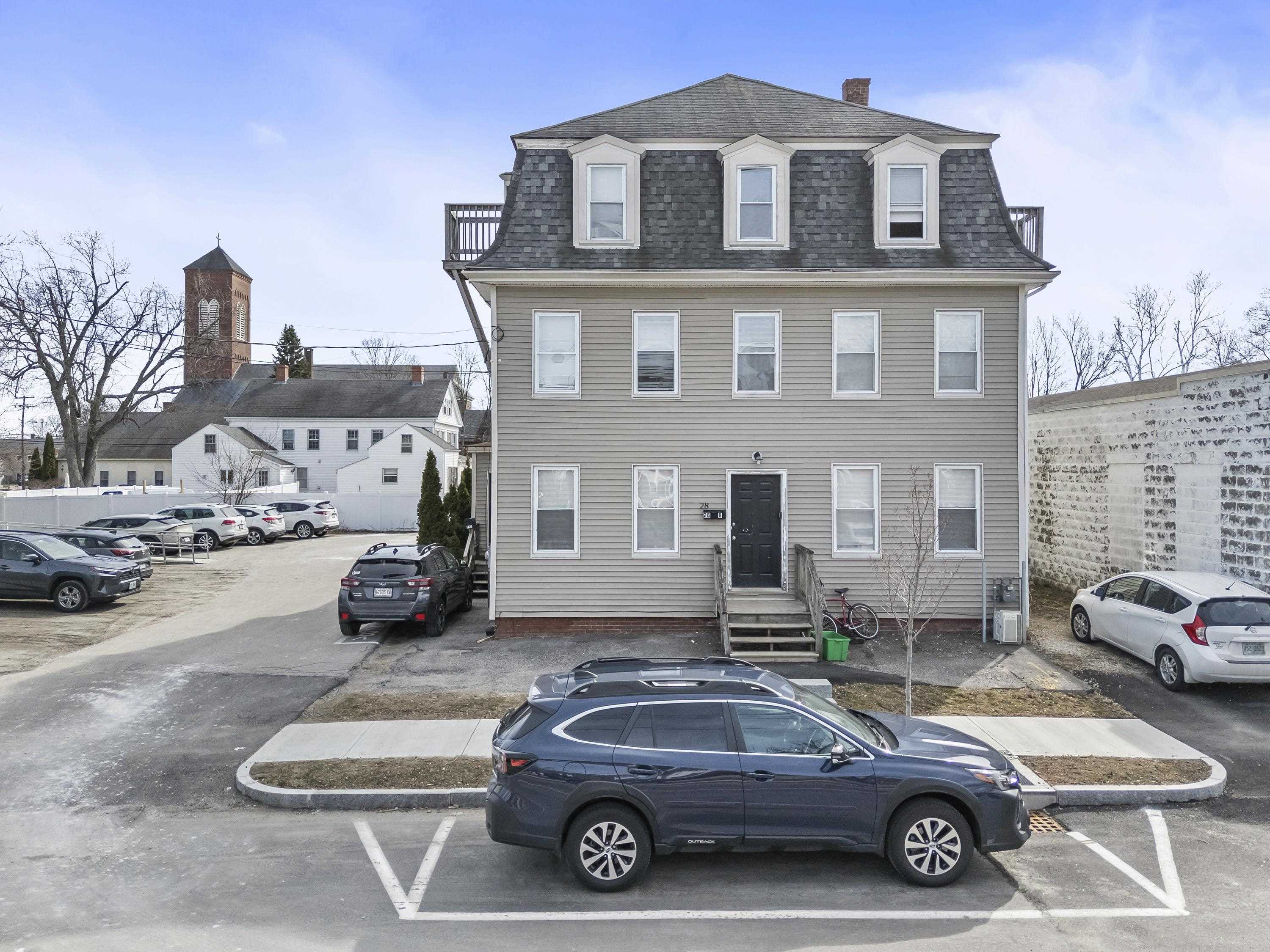 main property photo 7
