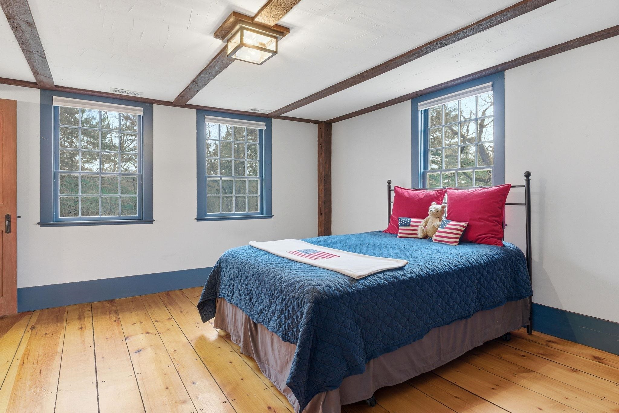 main property photo 34