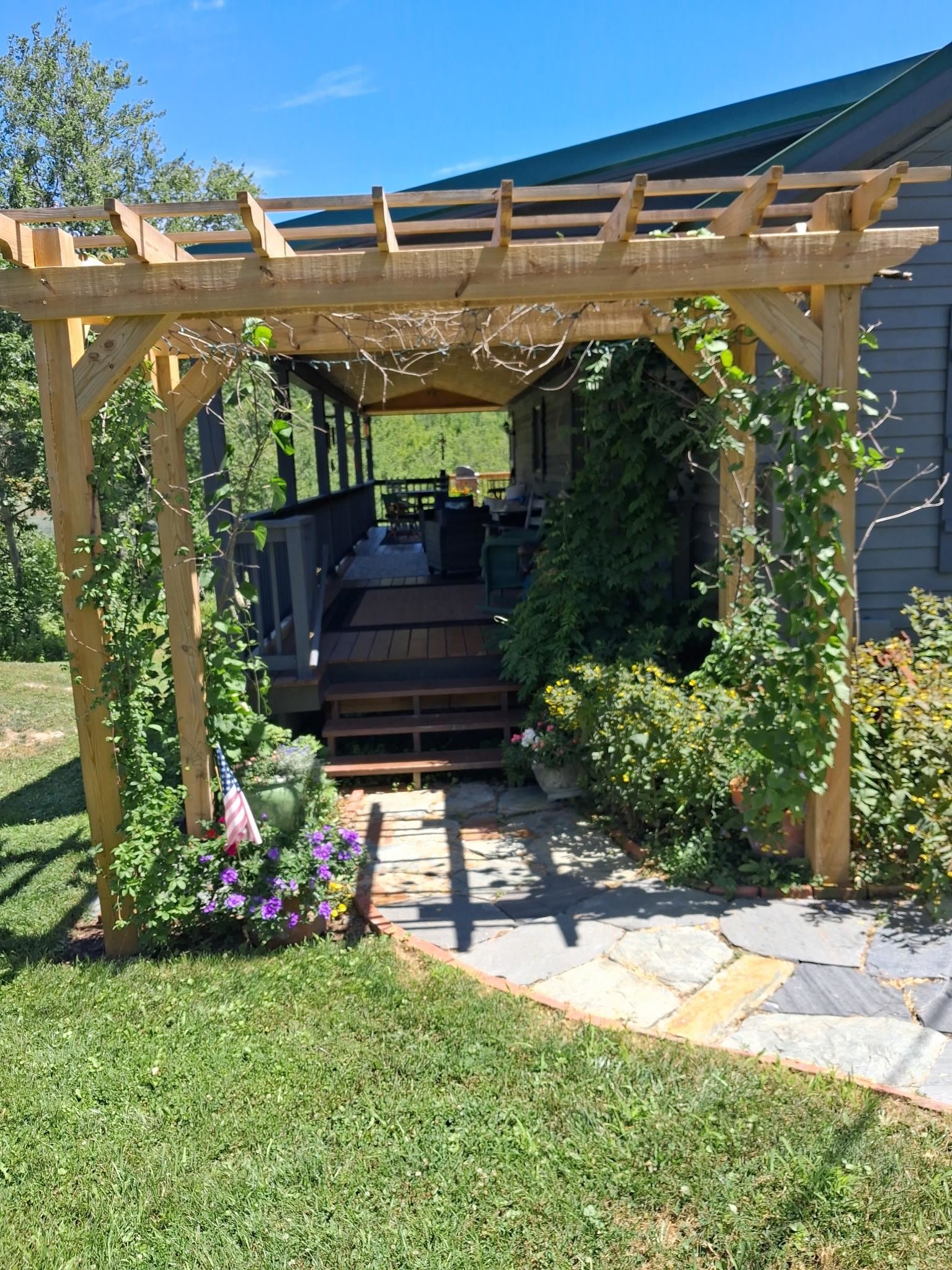main property photo 5
