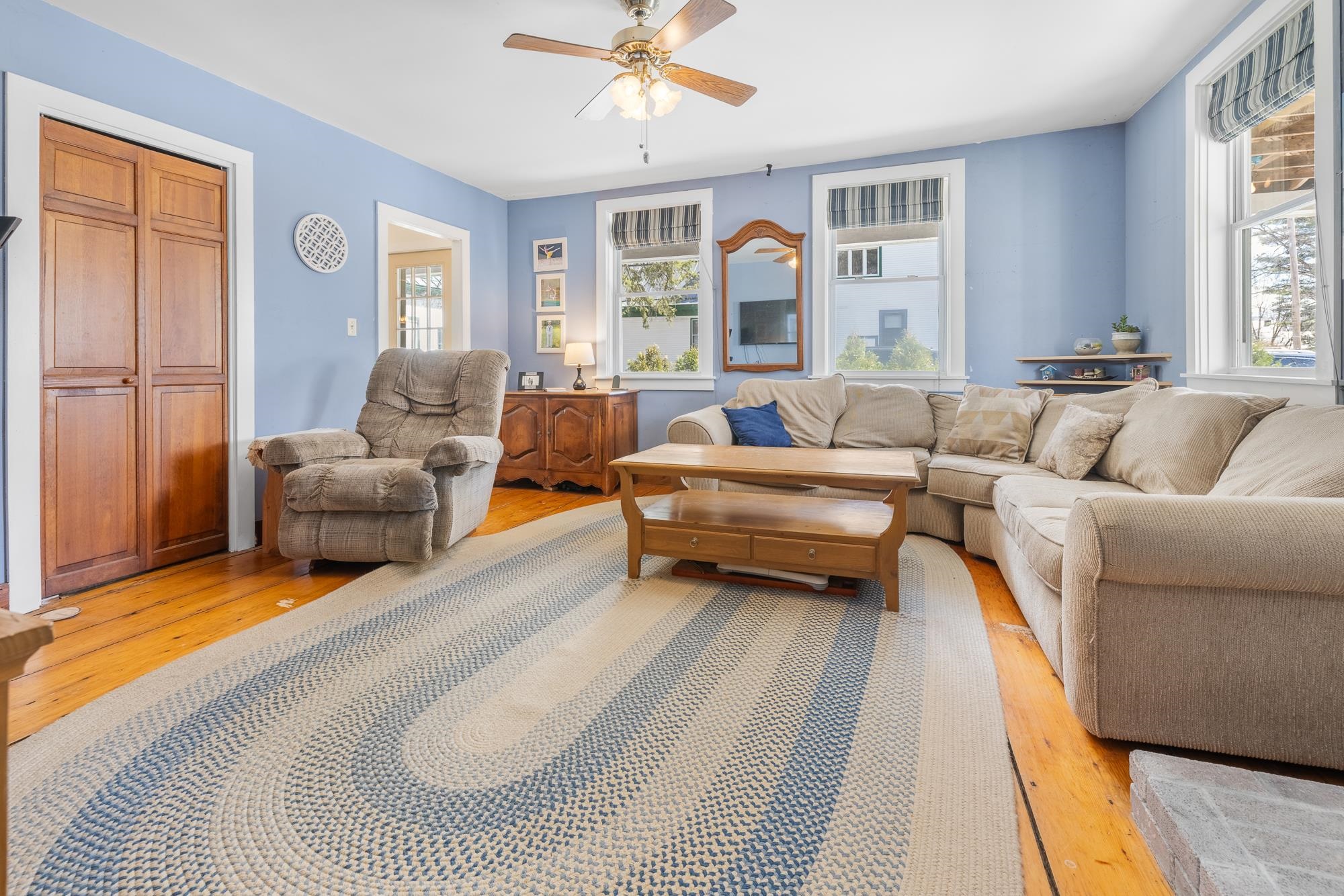 main property photo 23