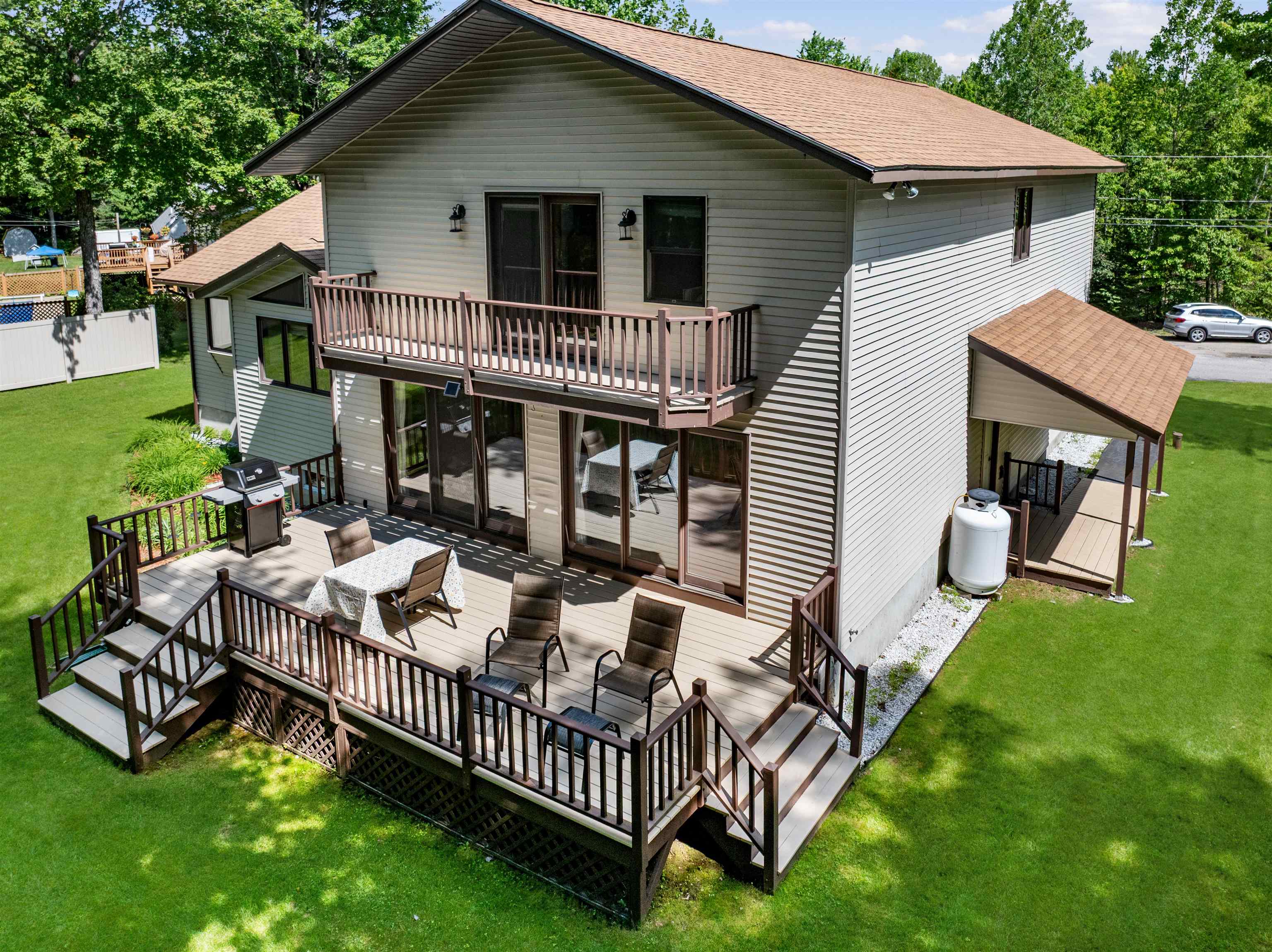 main property photo 51