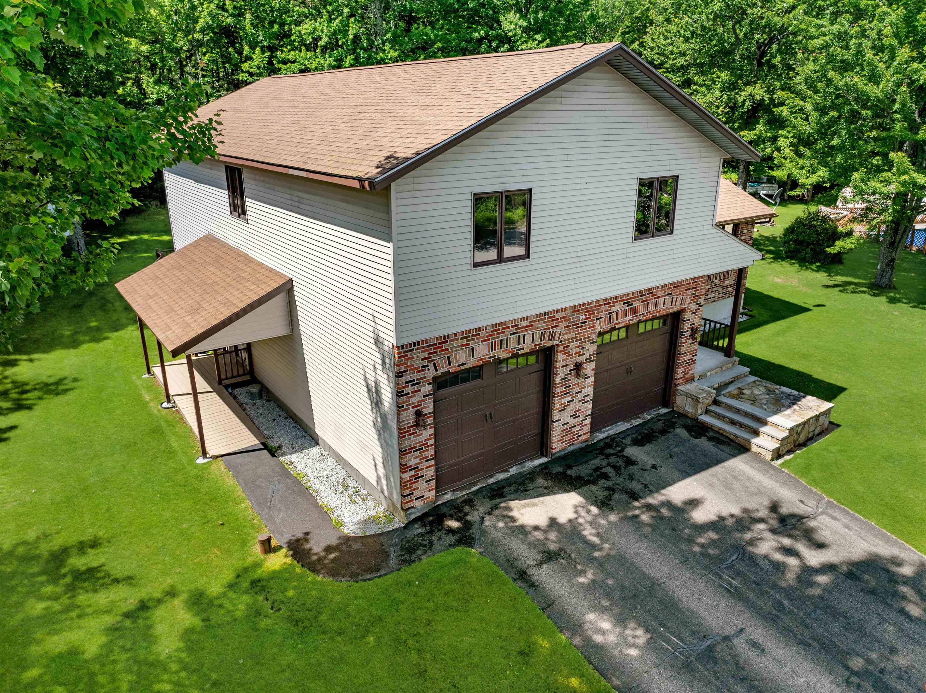 main property photo 57