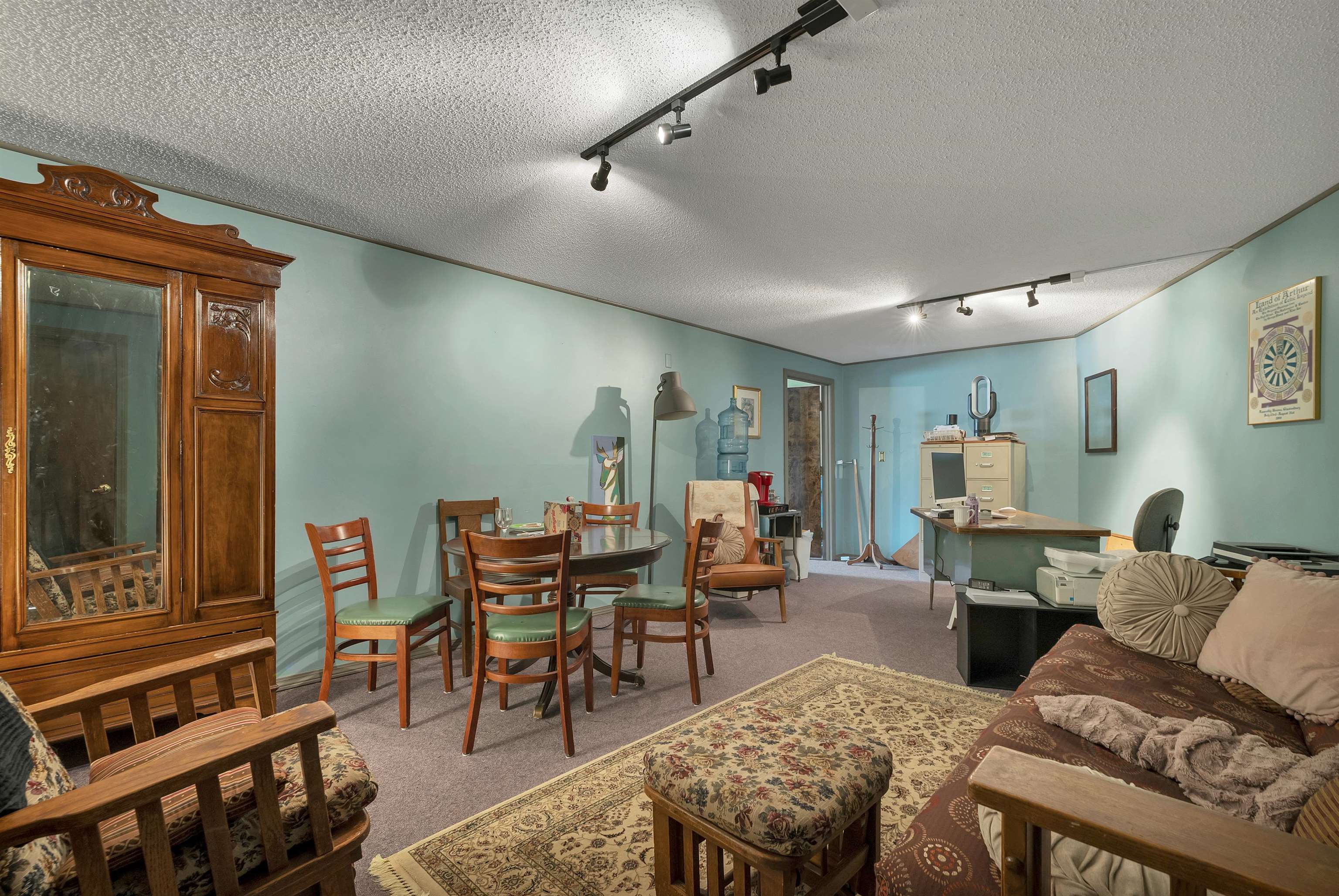 main property photo 19