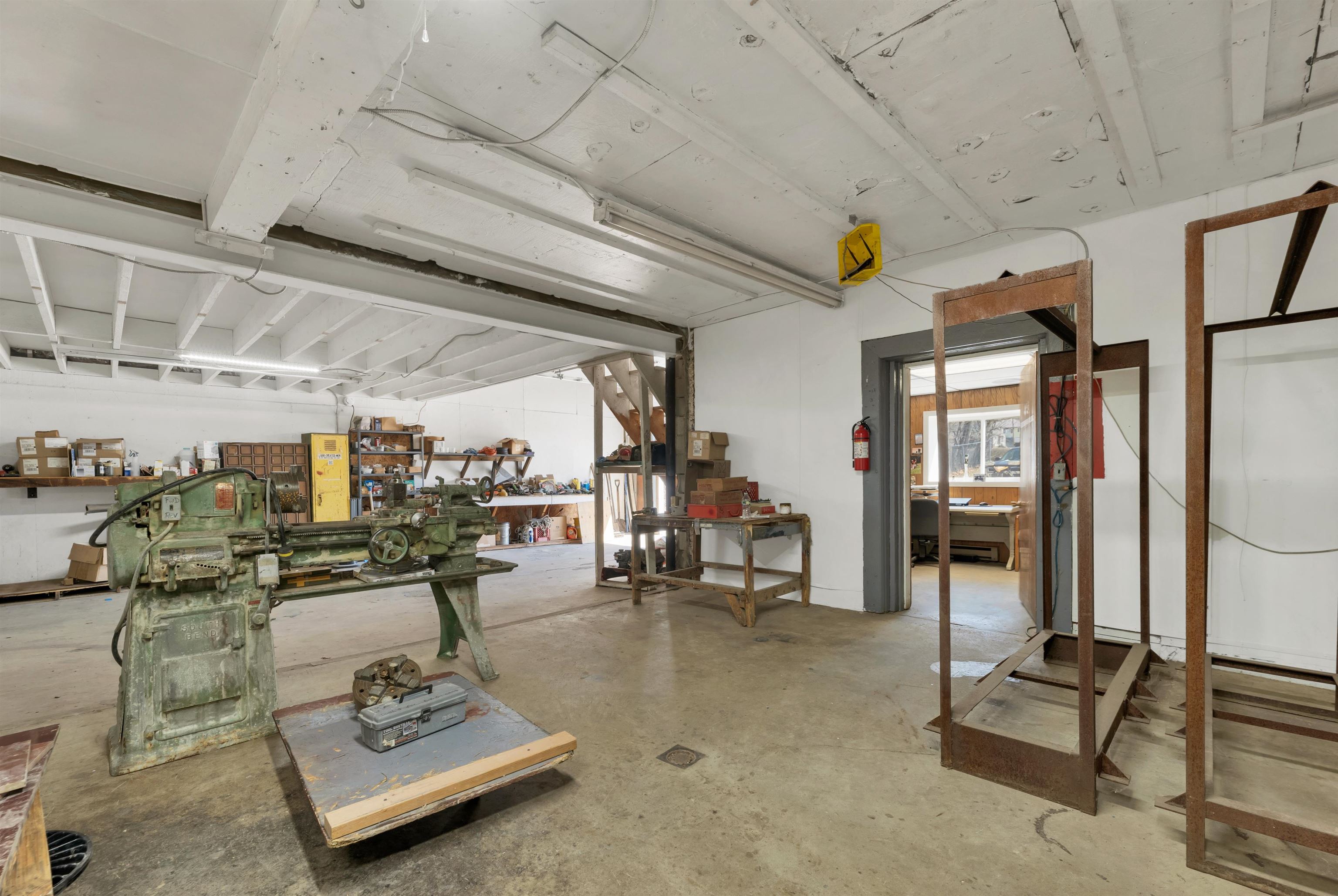 main property photo 36