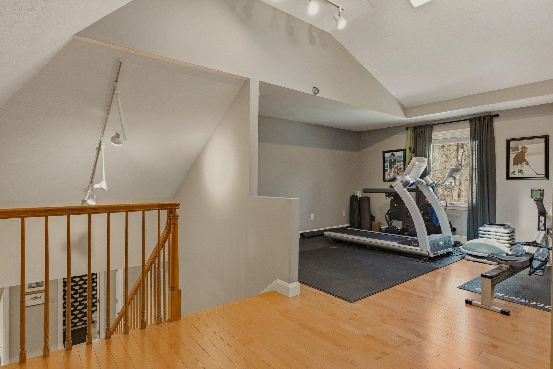 main property photo 36