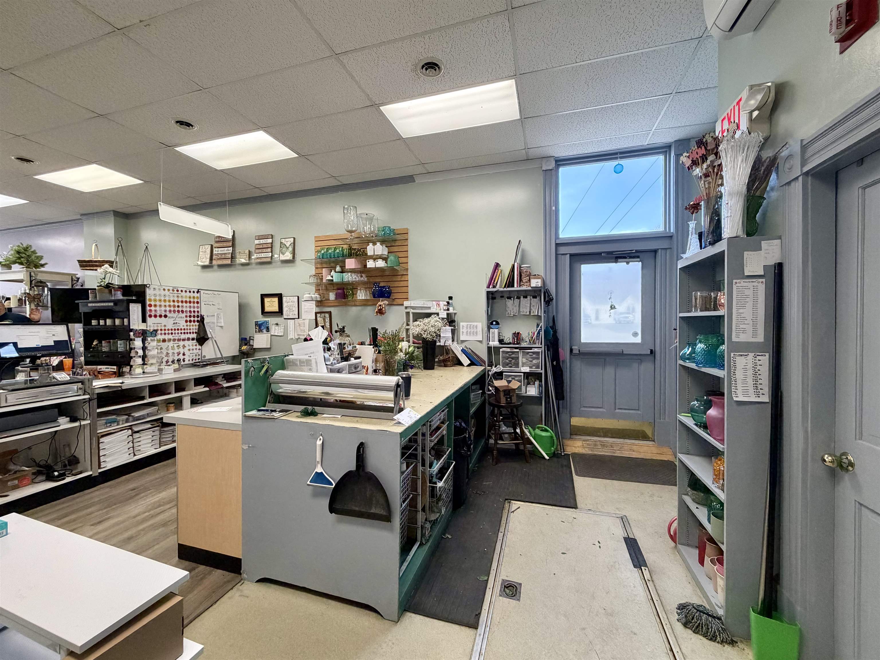 main property photo 12