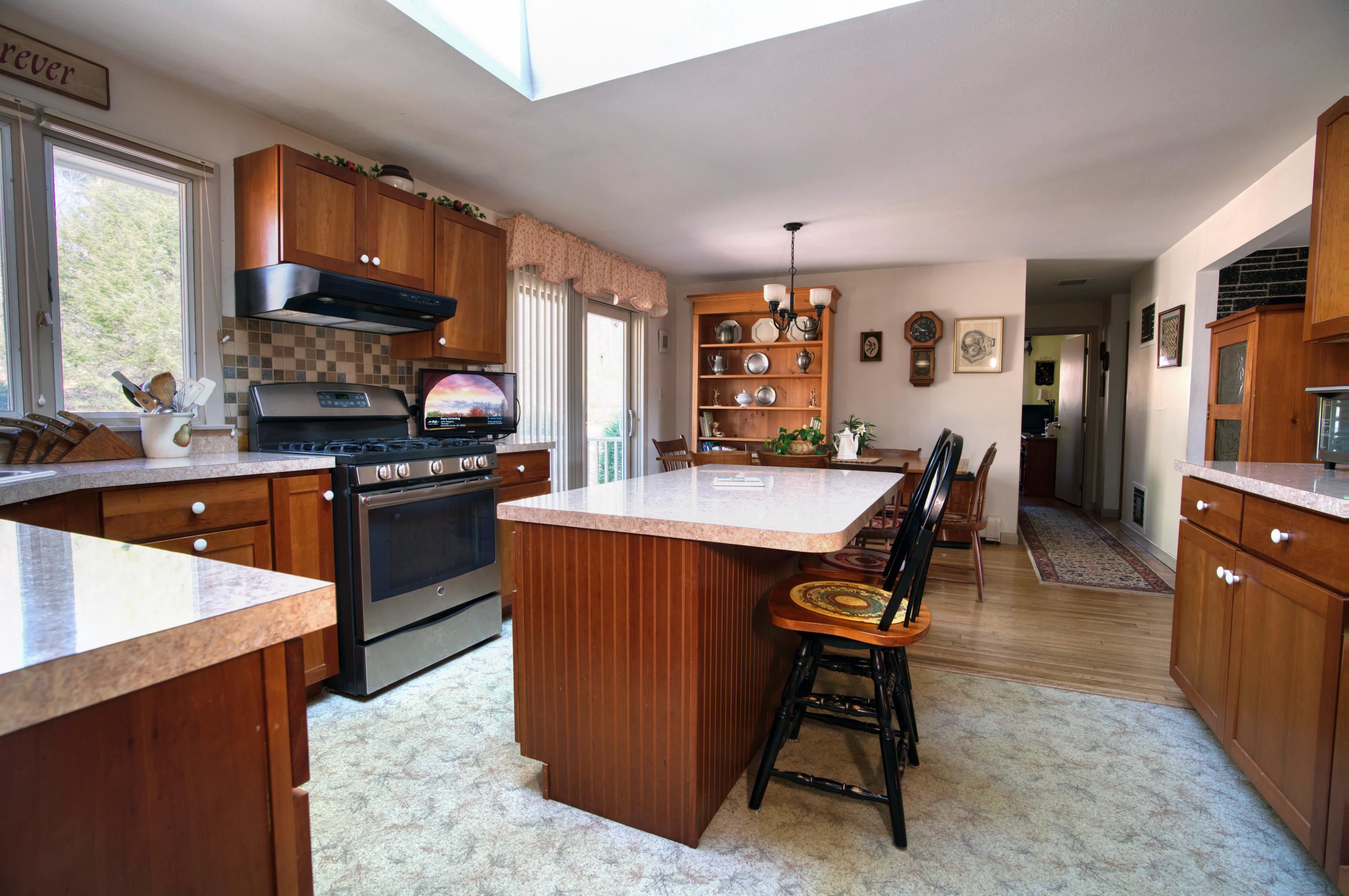 main property photo 19