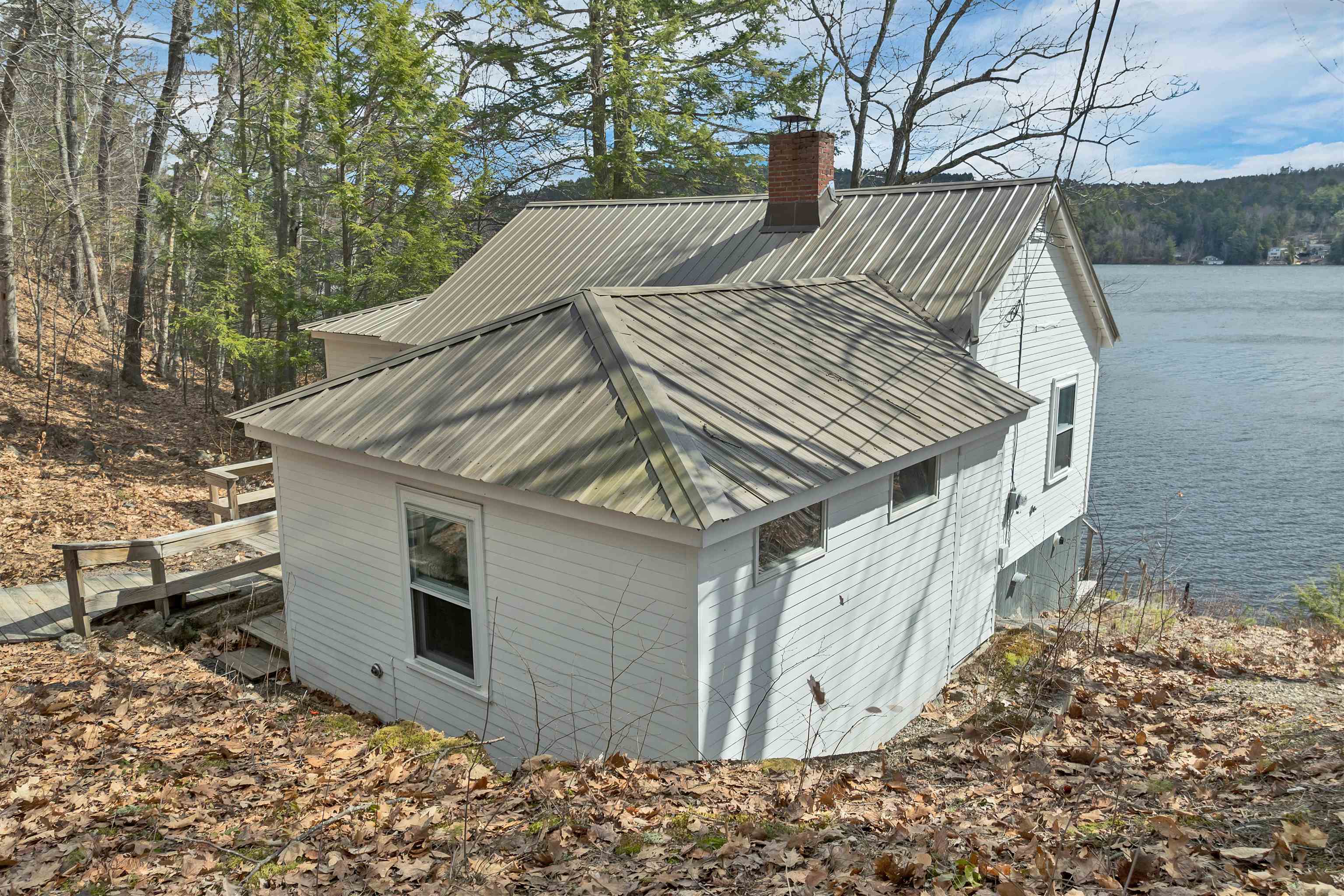 main property photo 37