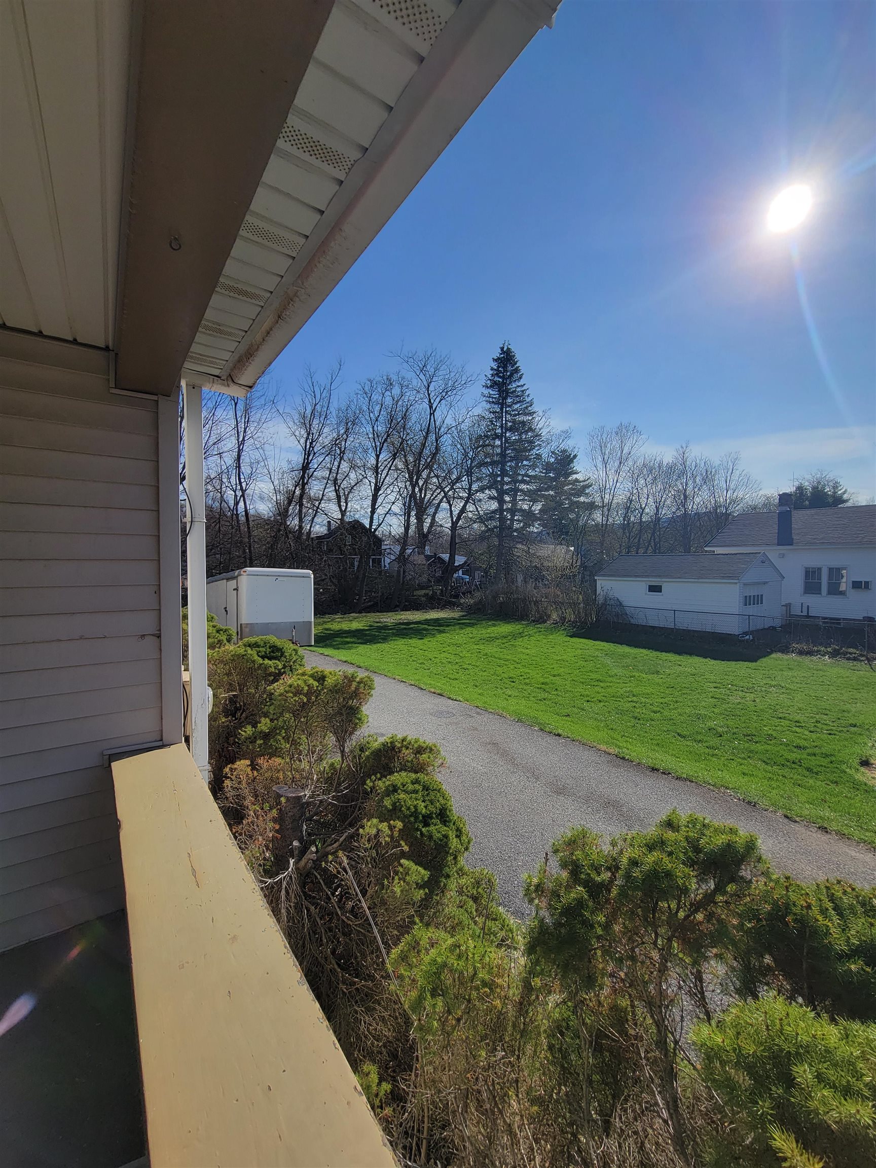 main property photo 40