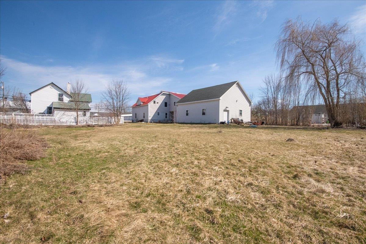 main property photo 47
