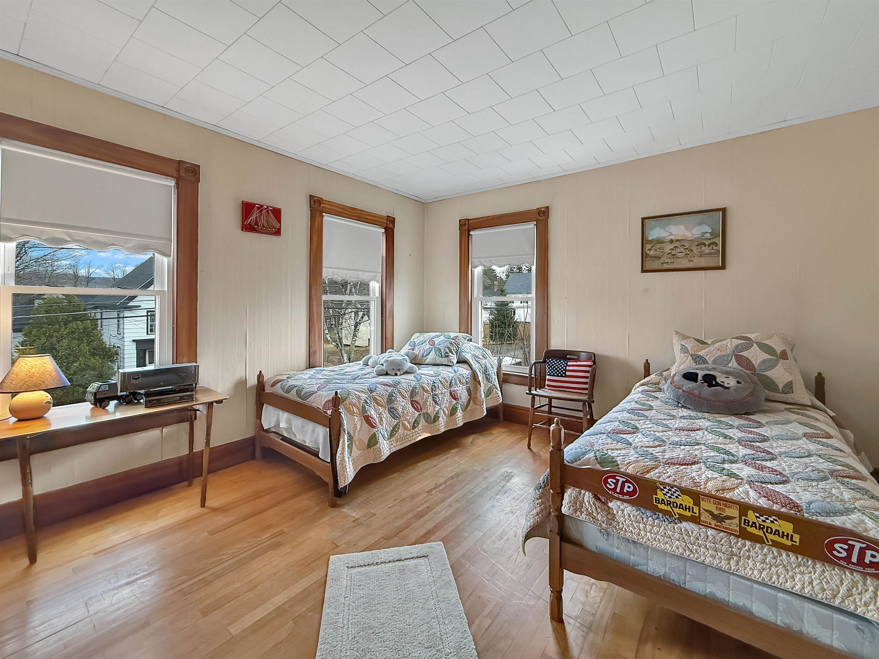 main property photo 35