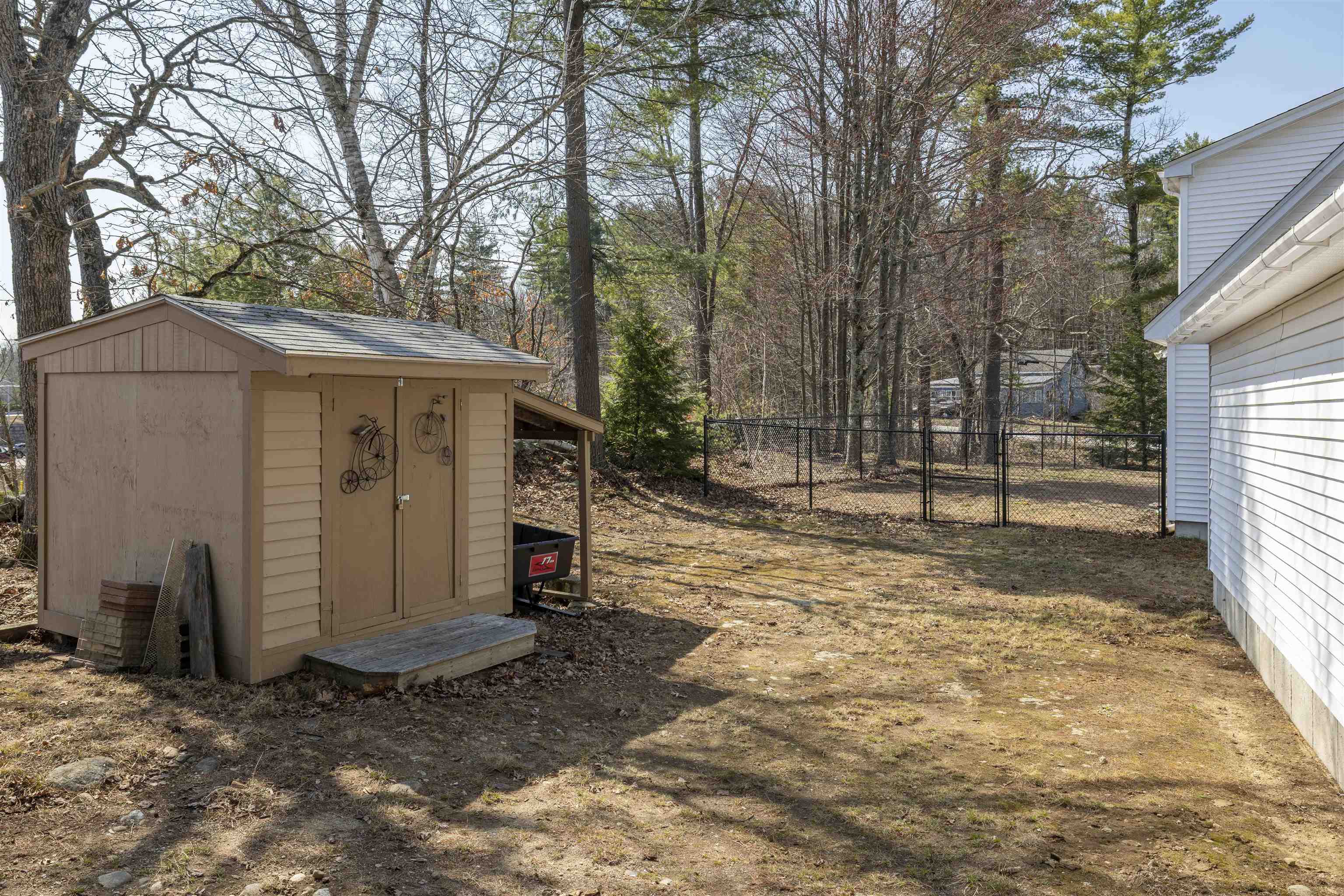 main property photo 50