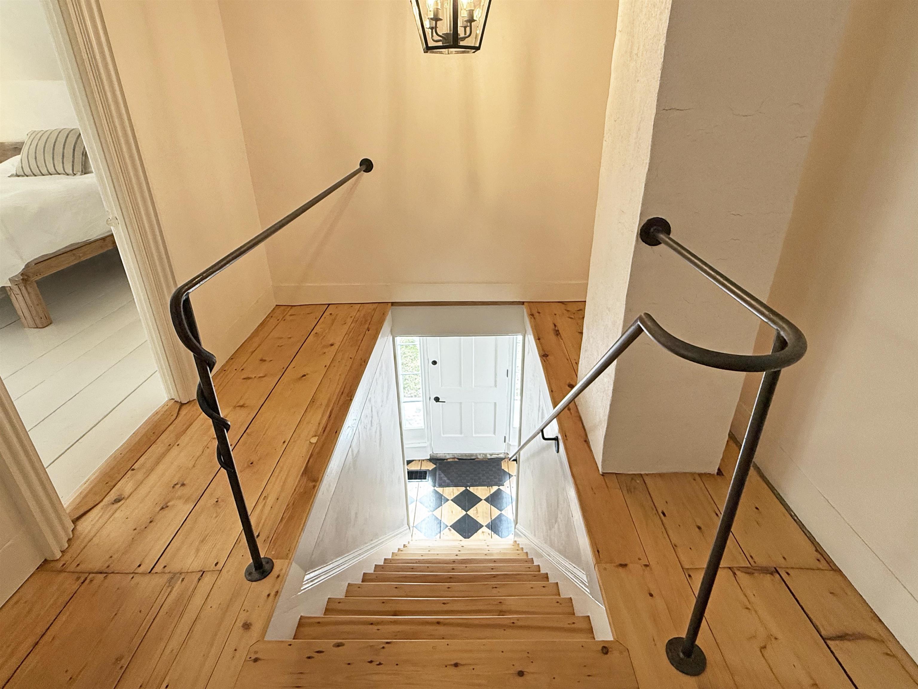main property photo 18