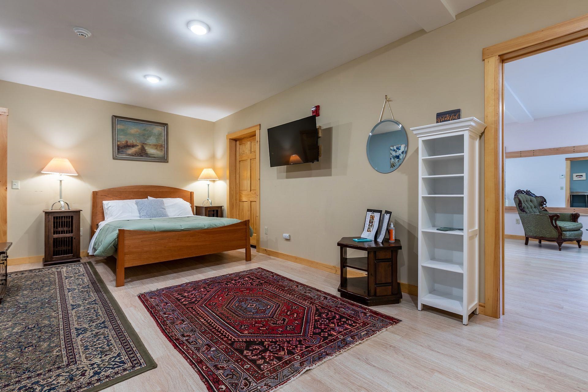 main property photo 16