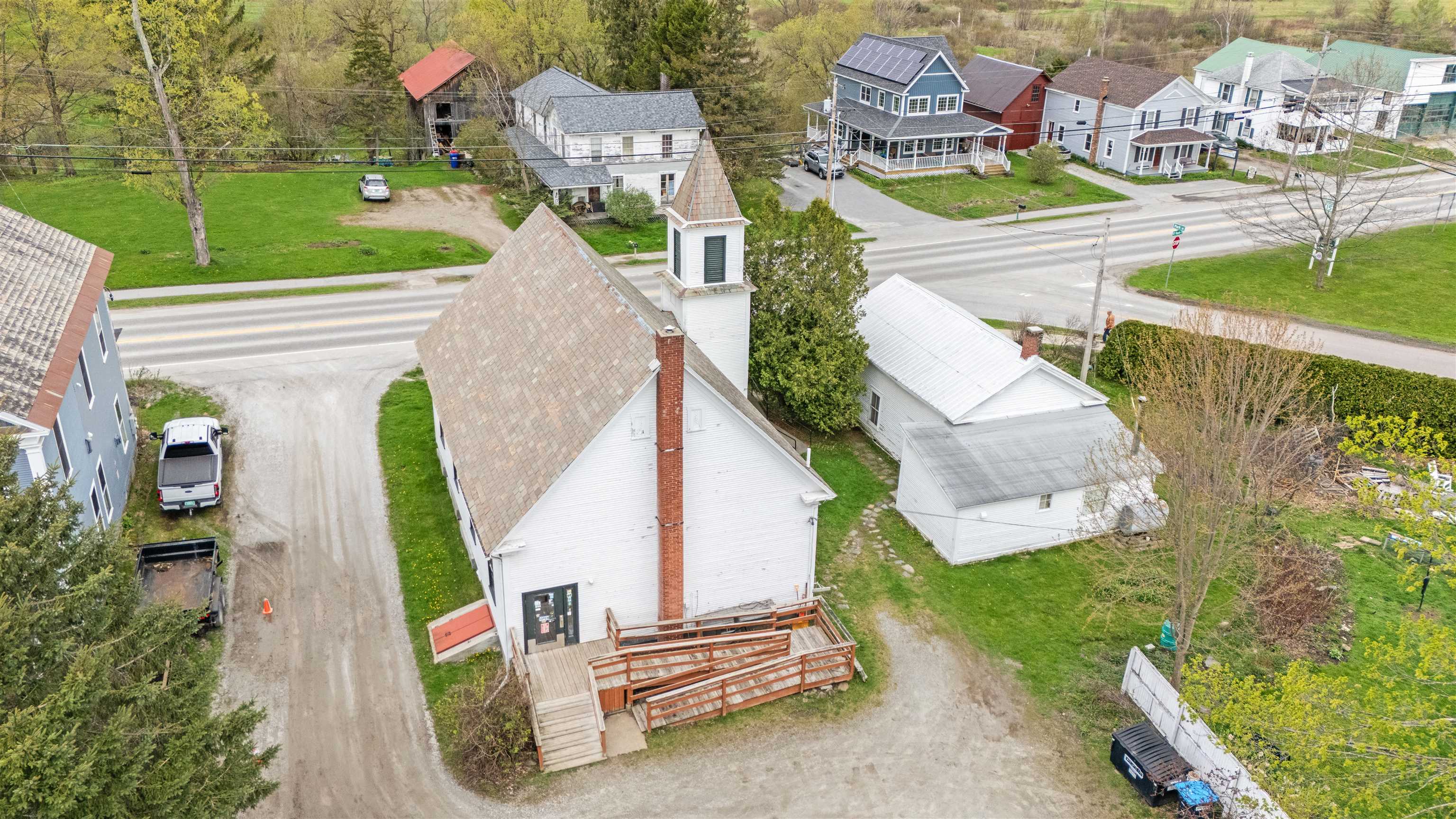 main property photo 8