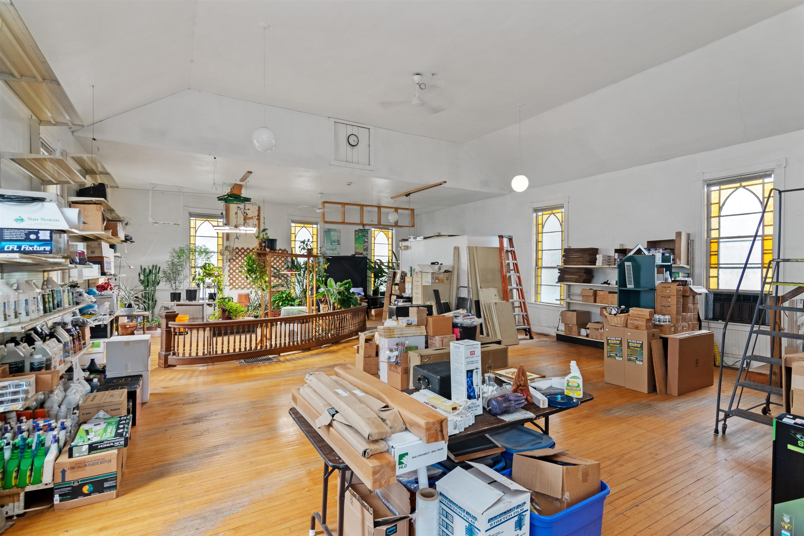 main property photo 15
