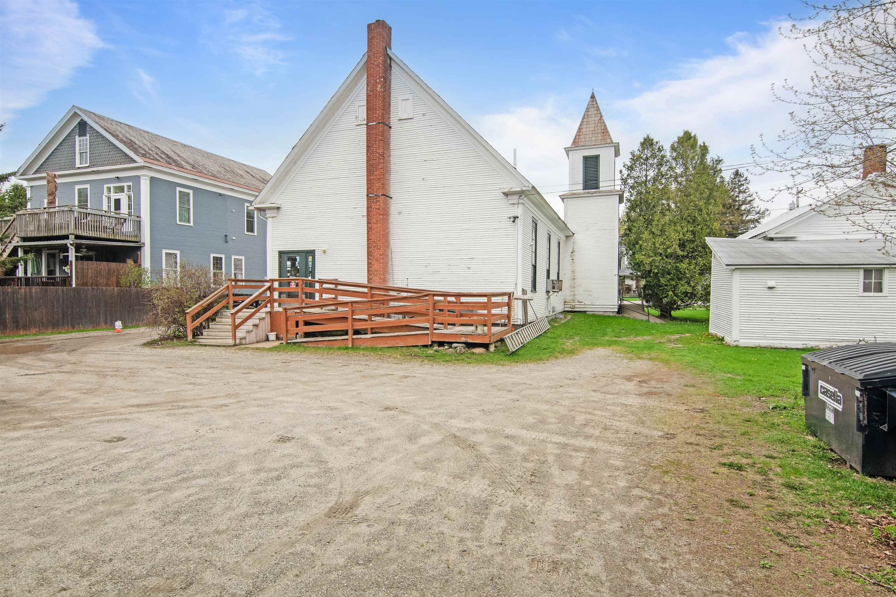 main property photo 45