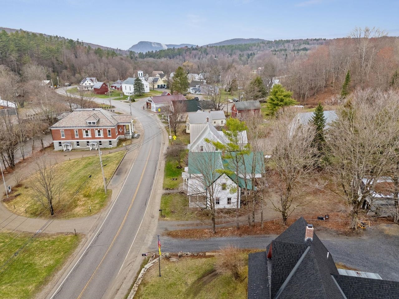 main property photo 50